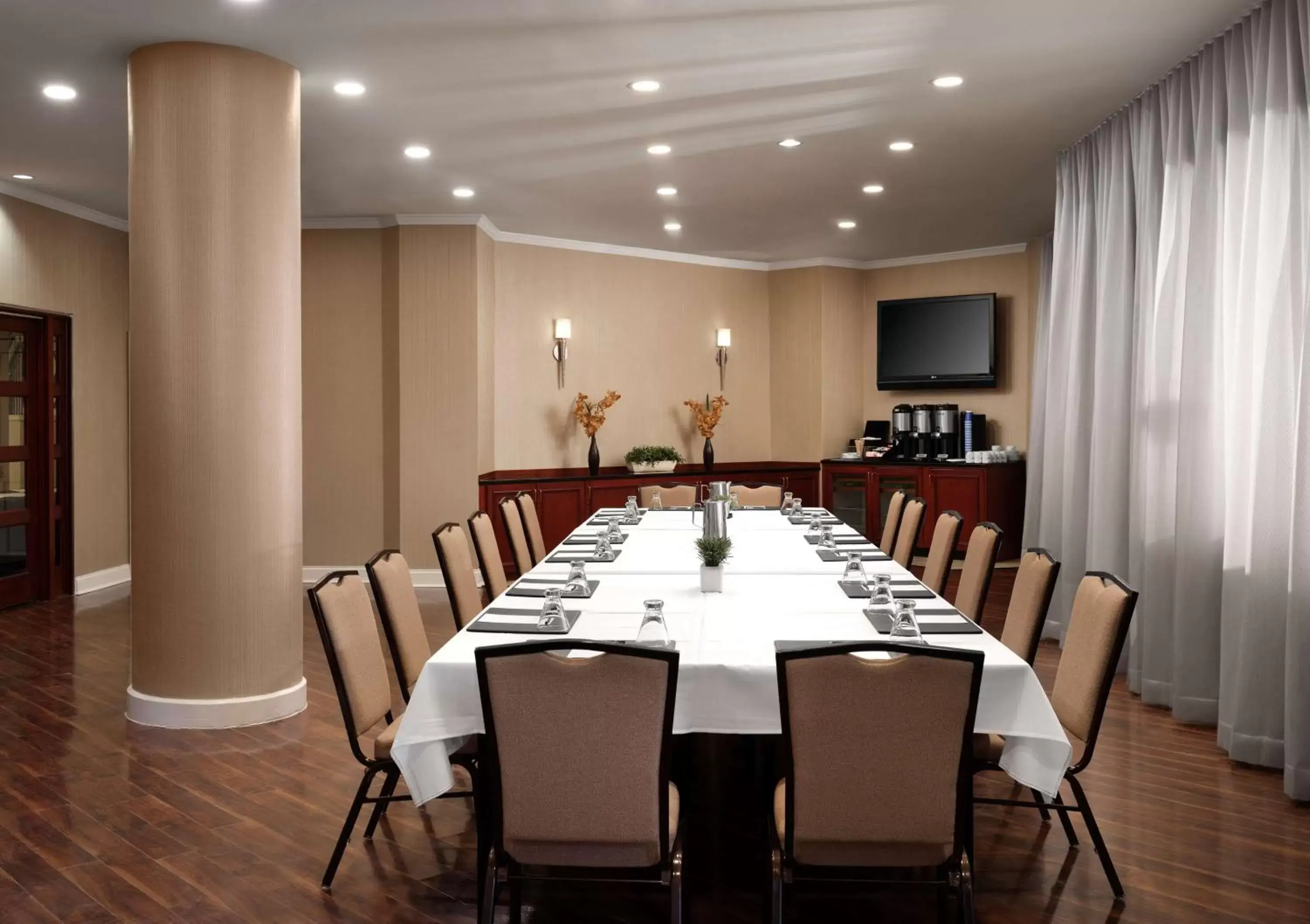 Meeting/conference room in Hilton Arlington