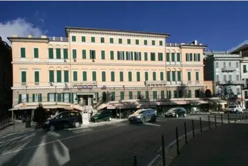 Facade/entrance in Hotel Mediterranee