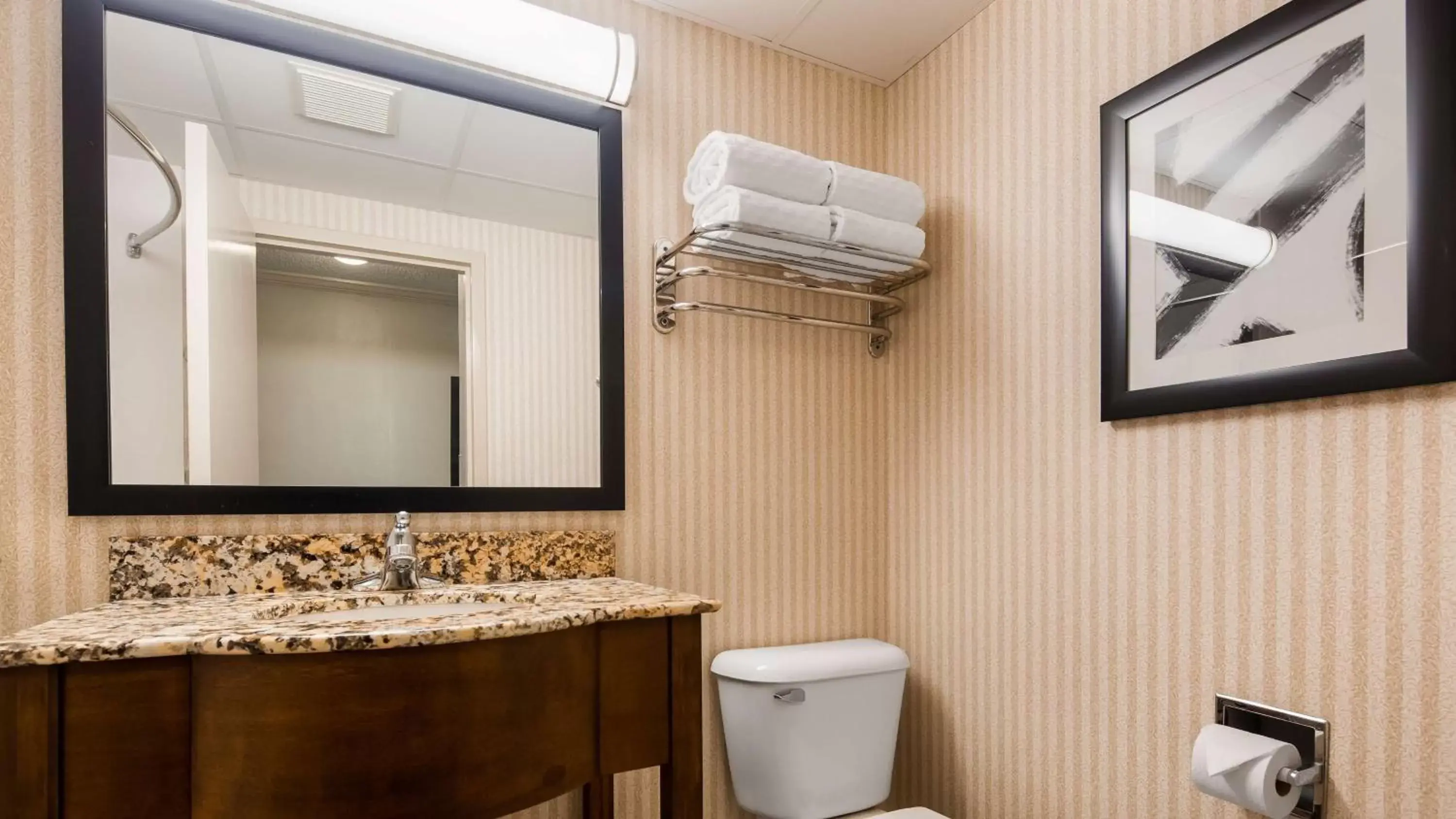 Bathroom in Best Western Plus Morristown Conference Center