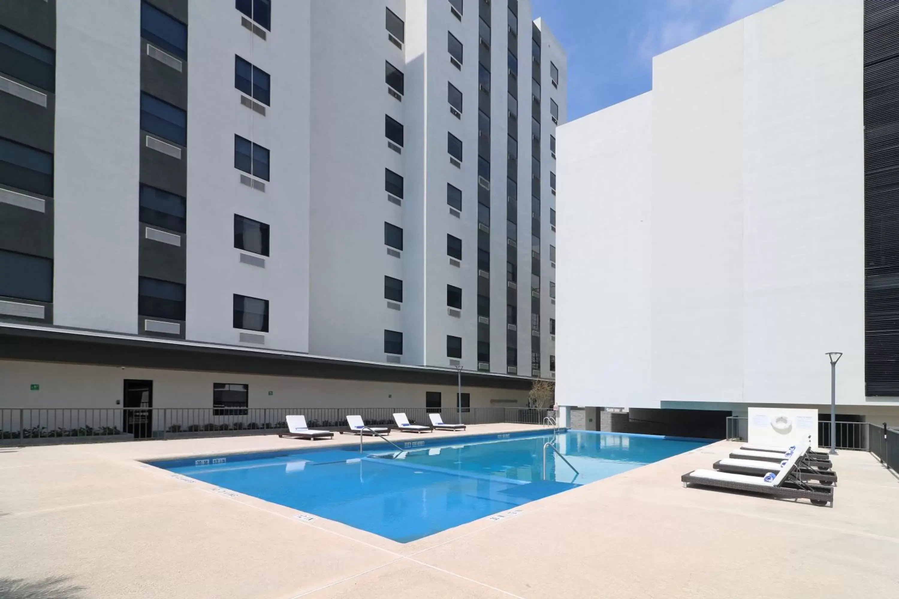 Swimming Pool in Holiday Inn & Suites - Monterrey Apodaca Zona Airport, an IHG Hotel