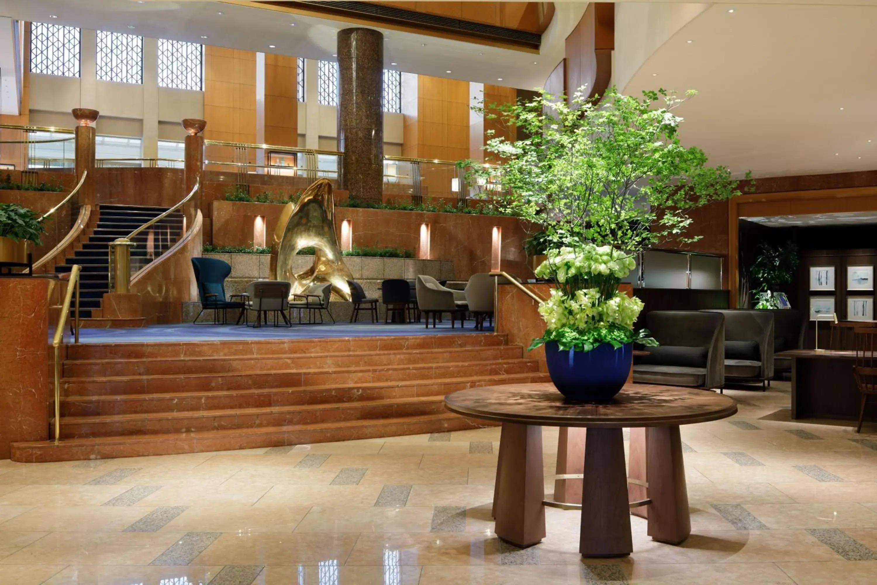 Lobby or reception in Yokohama Bay Sheraton Hotel and Towers