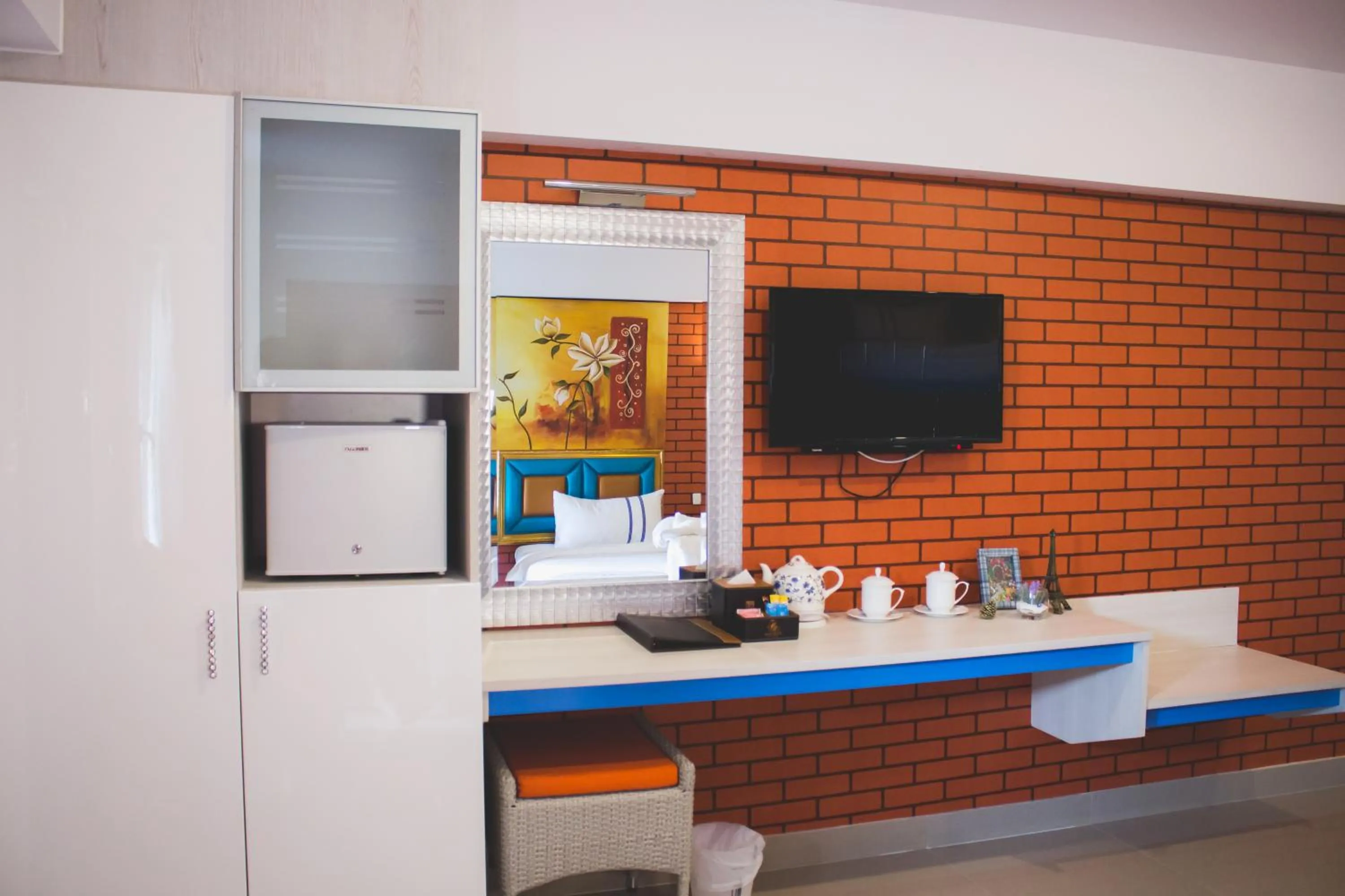 TV and multimedia, TV/Entertainment Center in Maverick Ratchada Hotel