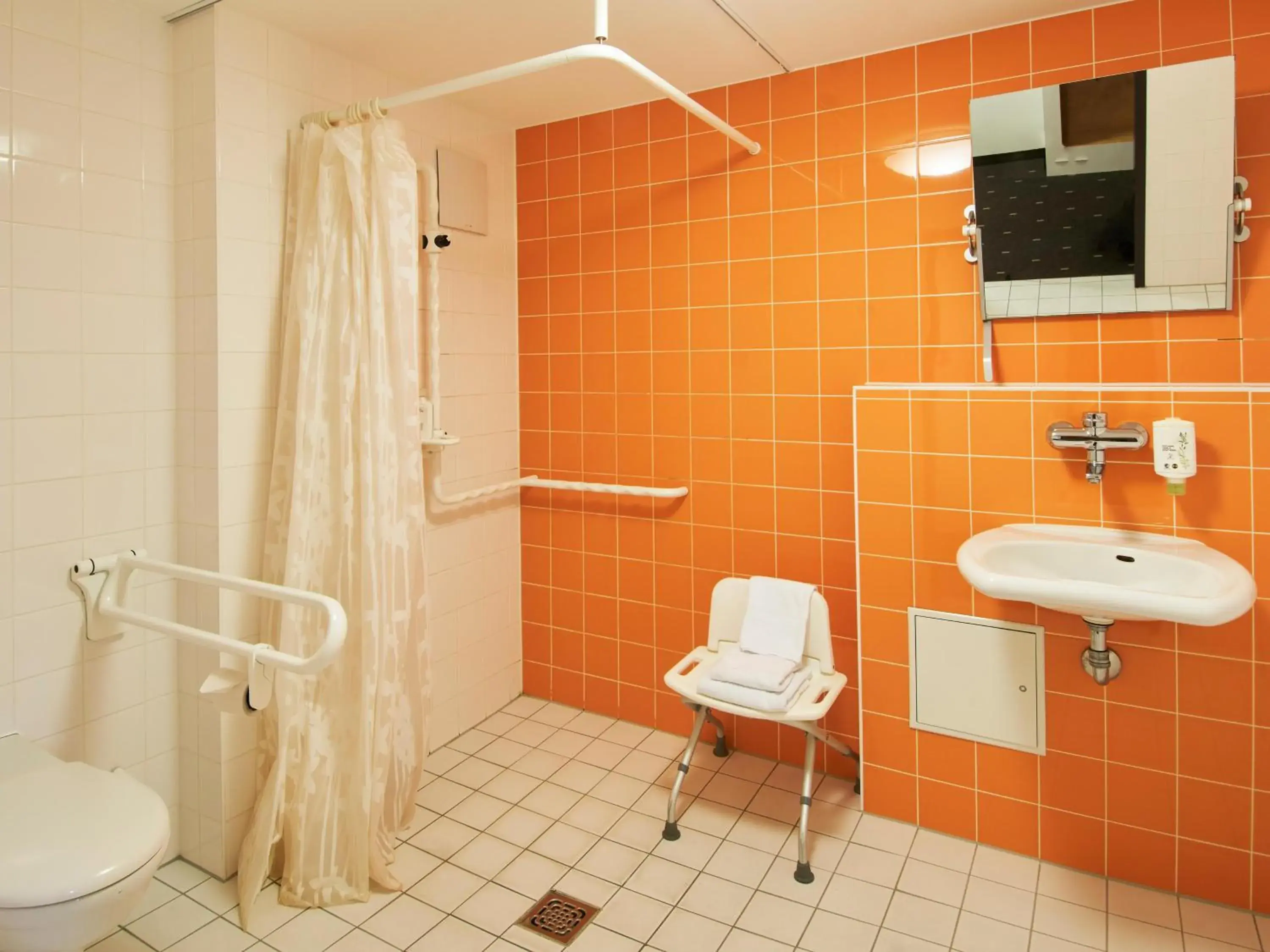 Shower, Bathroom in B&B Hotel Frankfurt-Nord