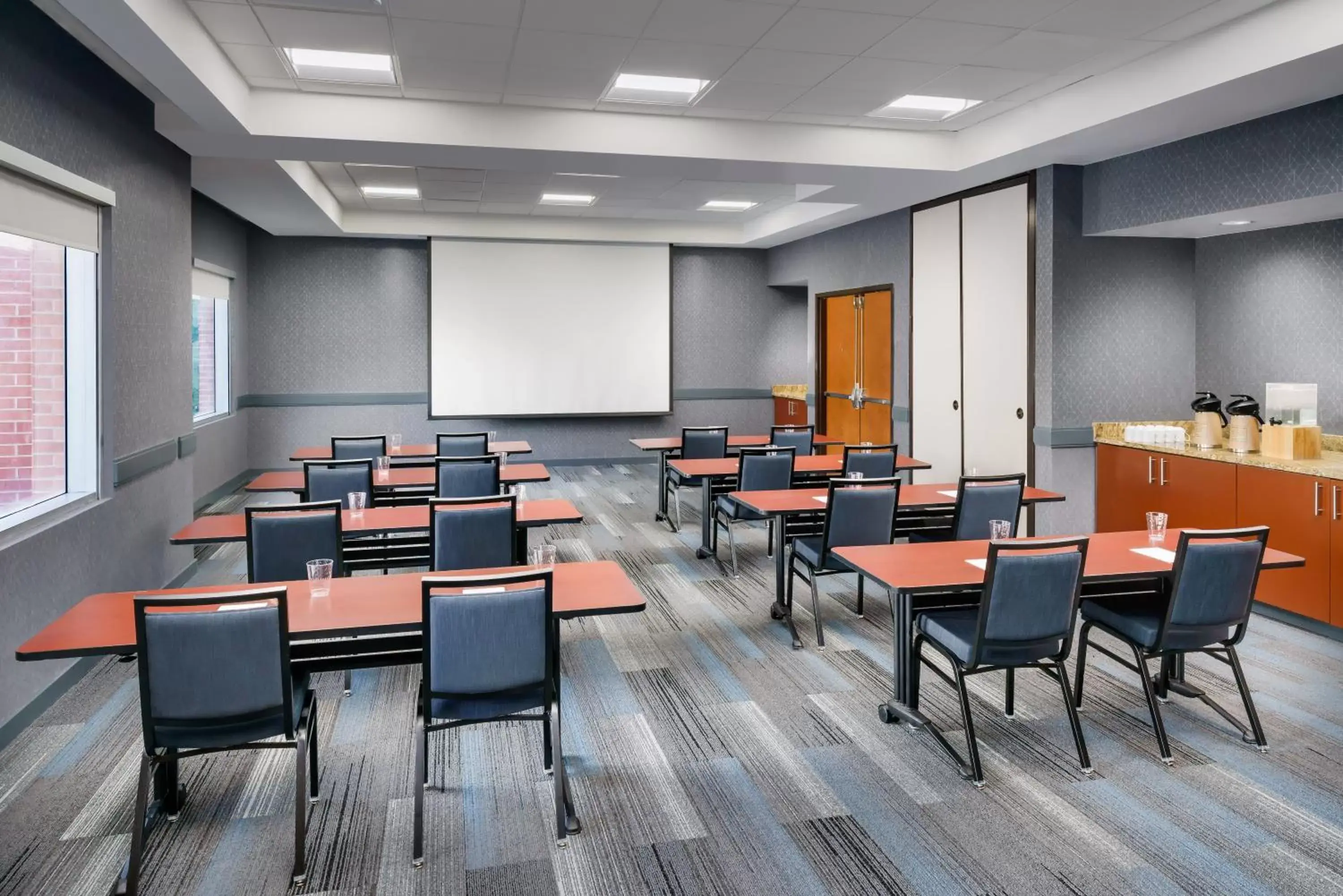 Meeting/conference room in Hyatt House Fort Lauderdale Airport/Cruise Port