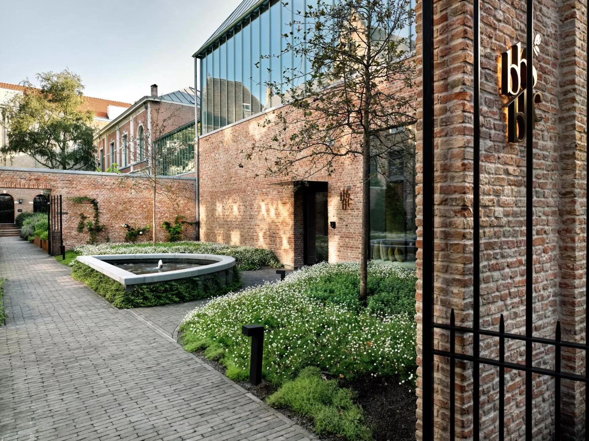 Garden in Botanic Sanctuary Antwerp - The Leading Hotels of the World