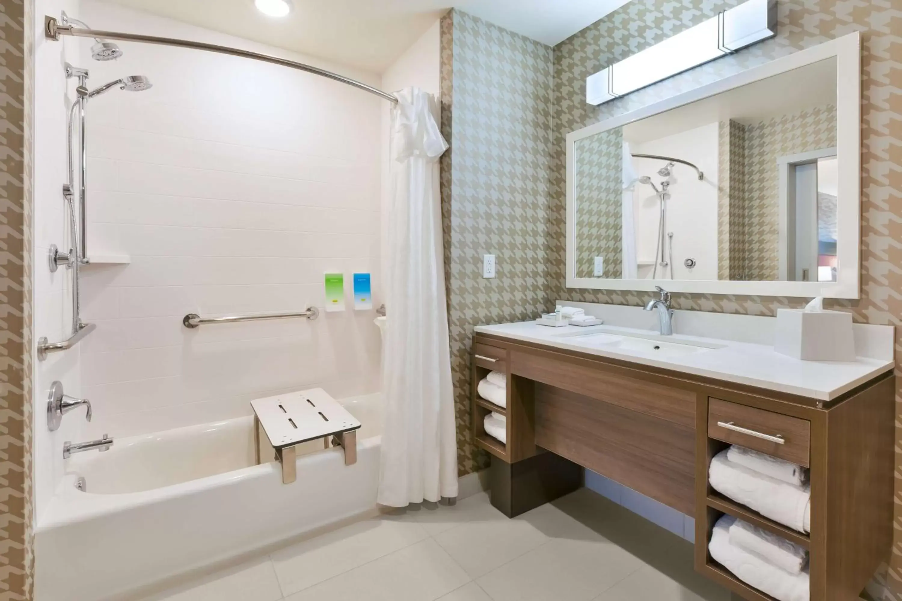 Bathroom in Home2 Suites By Hilton Grand Blanc Flint, Mi