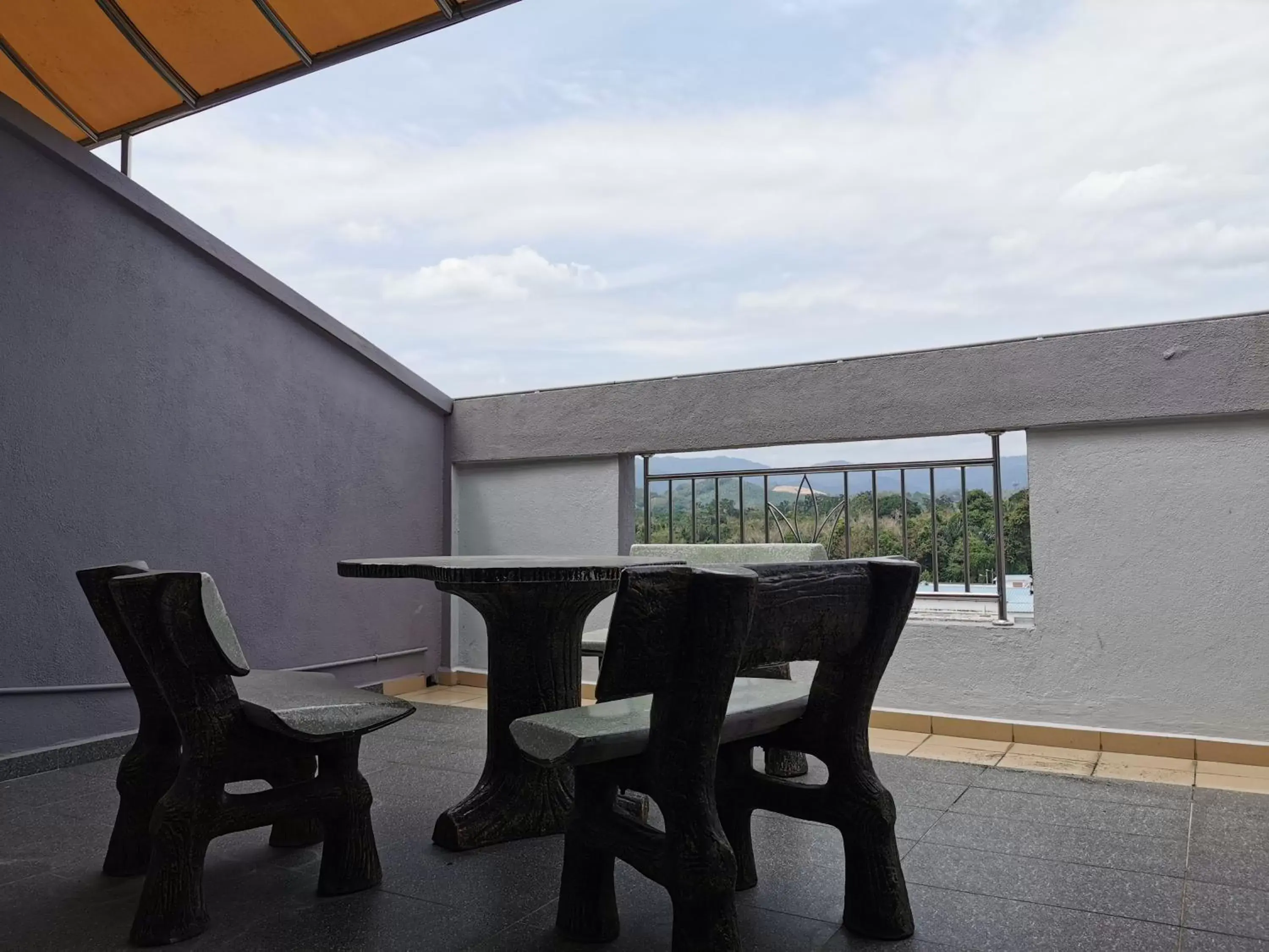 Balcony/Terrace in Melang Inn