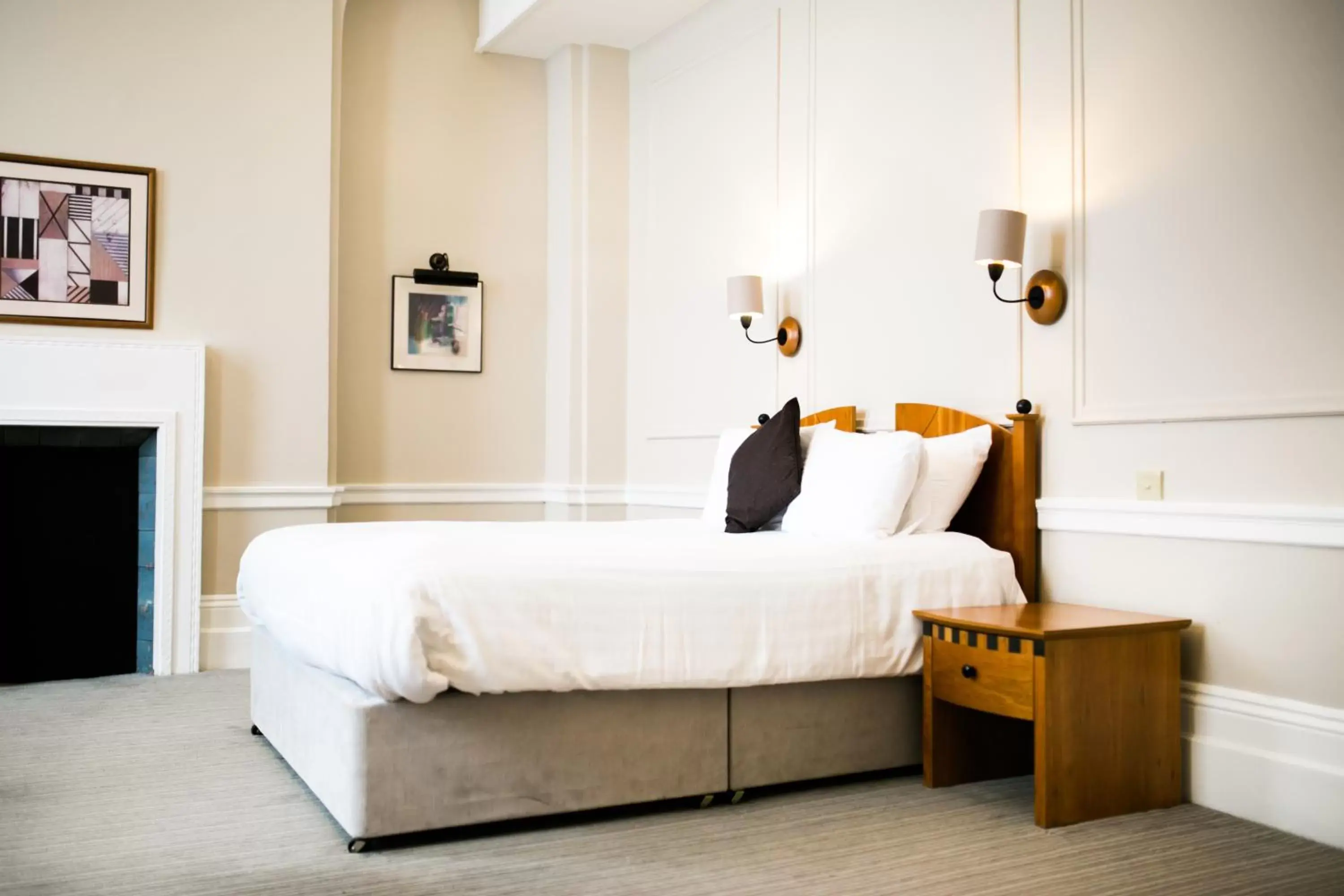 Photo of the whole room, Bed in The Angel Hotel Photo of the whole room, Bed in The Angel Hotel