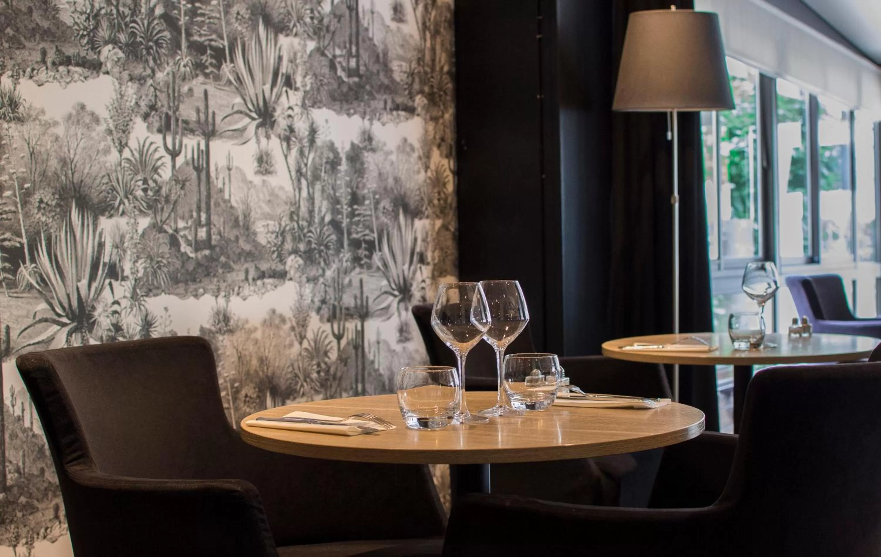 Restaurant/places to eat in Hôtel Quorum