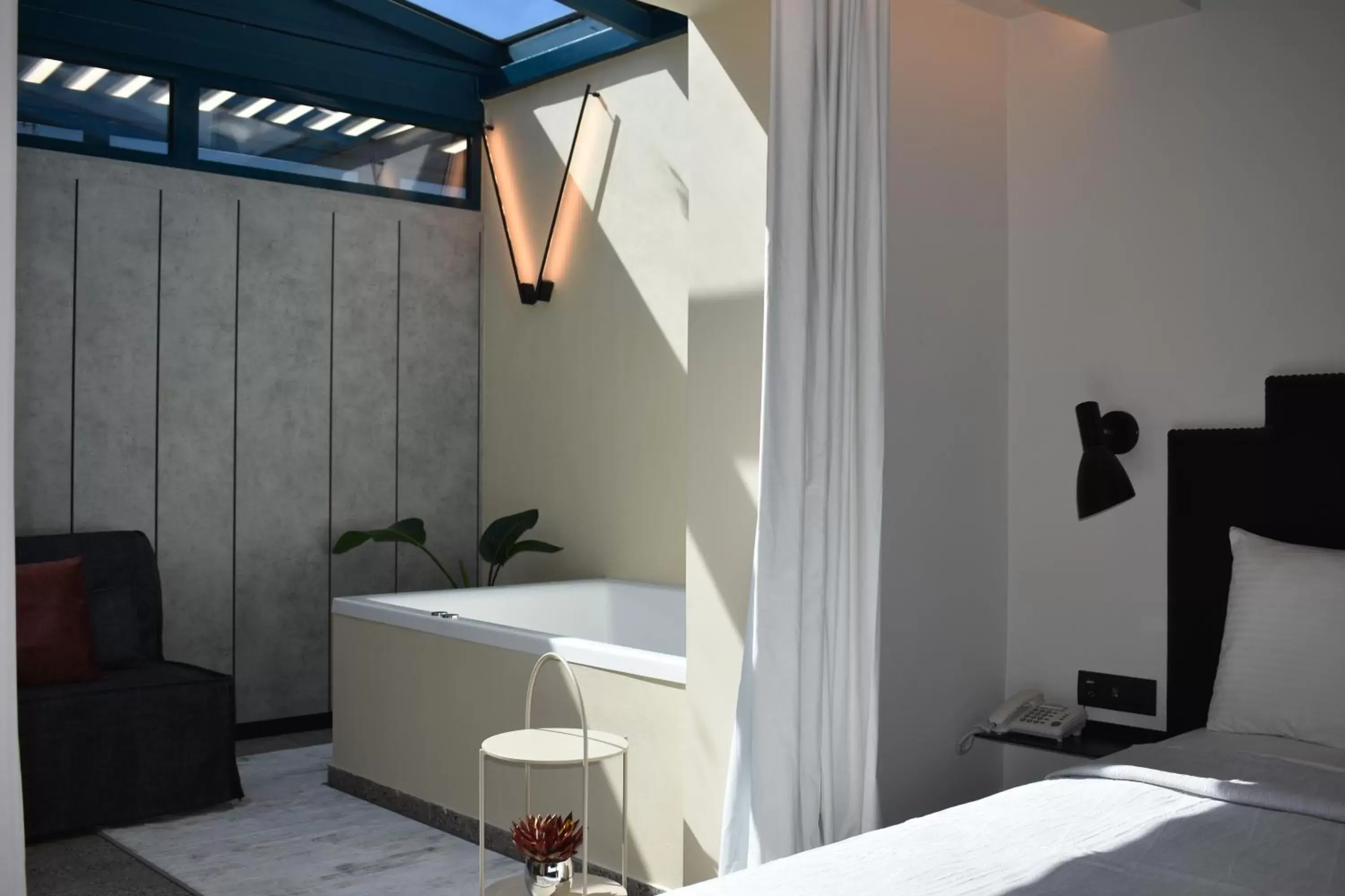Bedroom, Bathroom in Athens One Smart Hotel