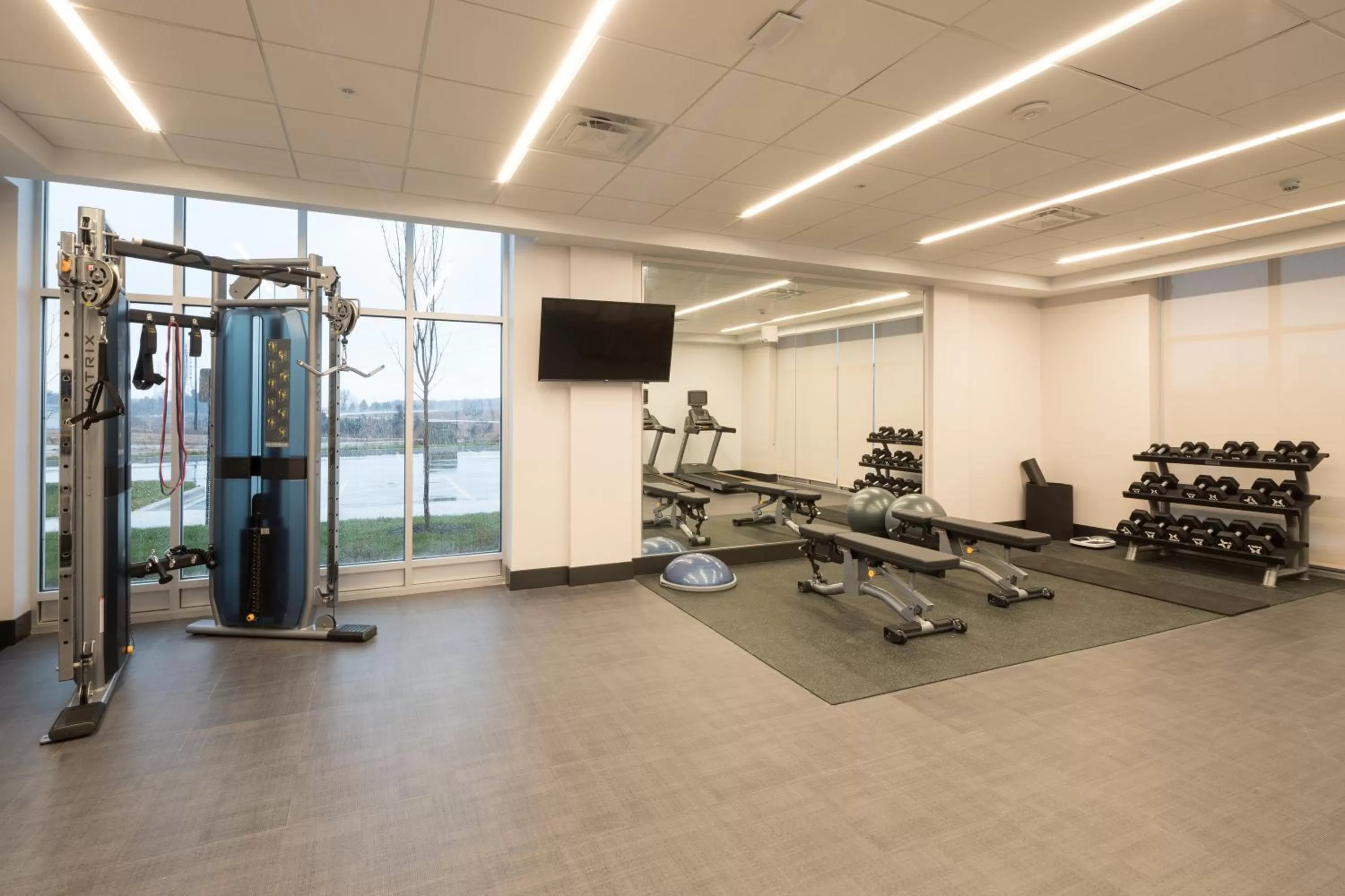 Fitness centre/facilities in Holiday Inn - Kalamazoo West by IHG