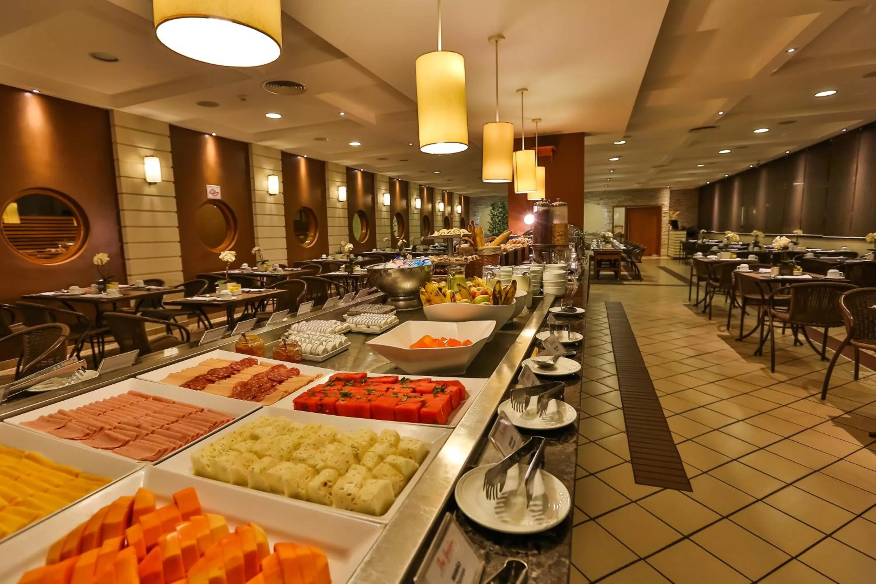 Restaurant/places to eat in Bourbon Convention Hotel Santos
