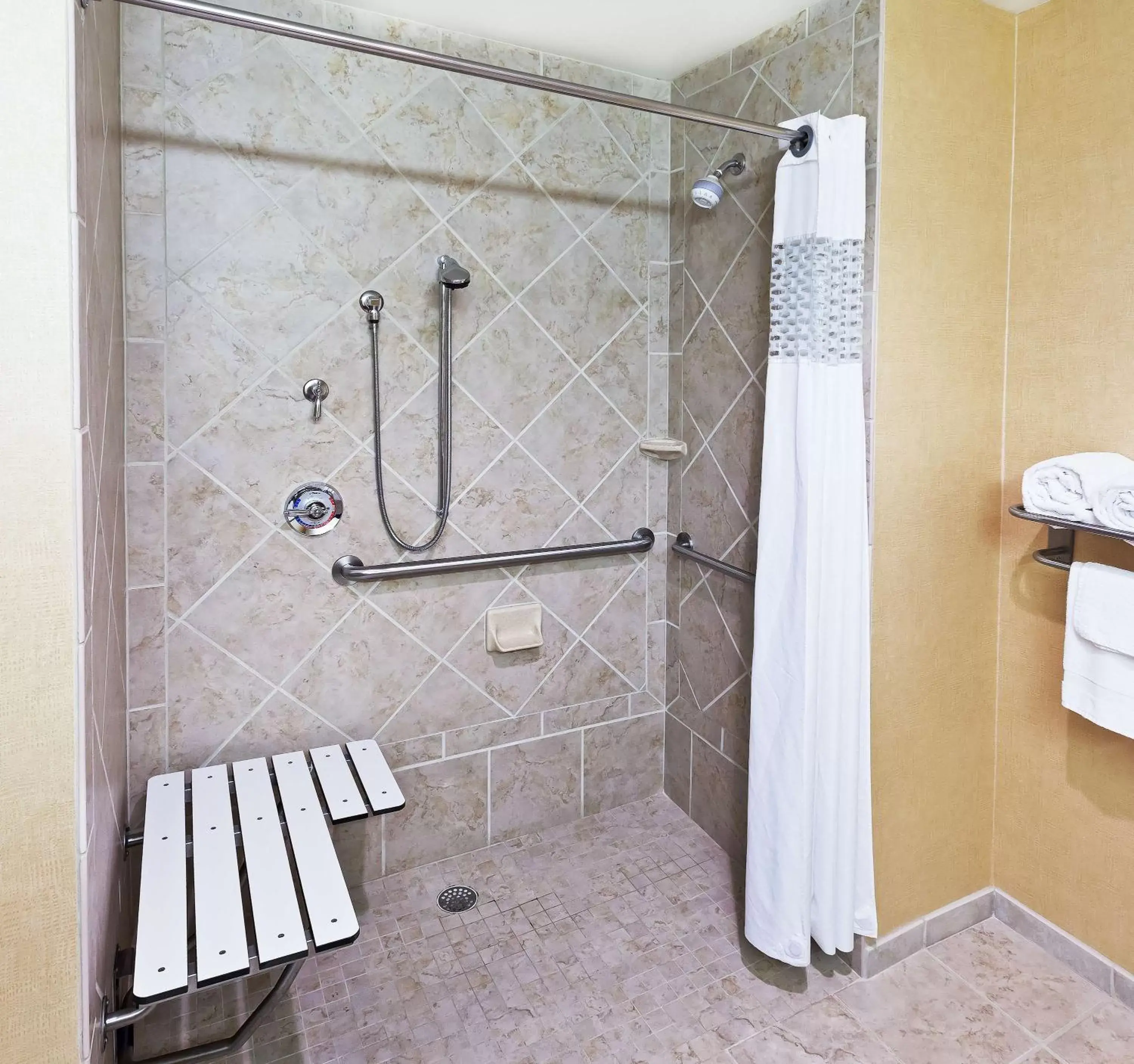 Bathroom in Hampton Inn & Suites Dumas