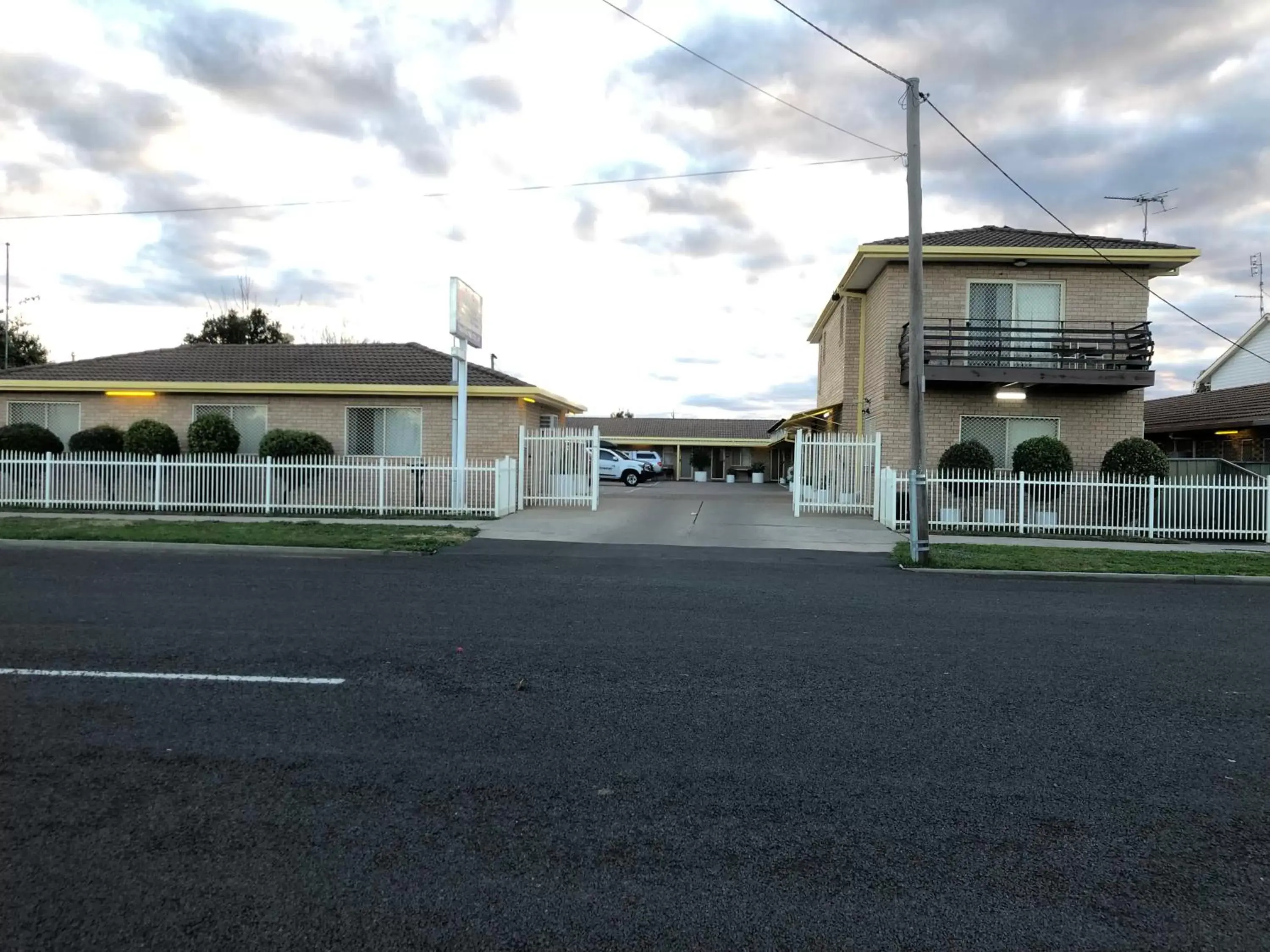 Property Building in Angel's Rest Motel