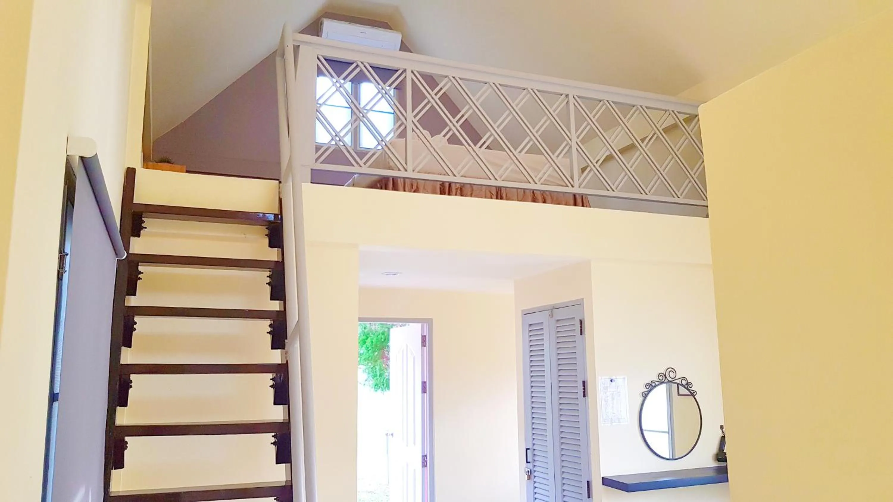 Photo of the whole room in Brookside Valley Resort