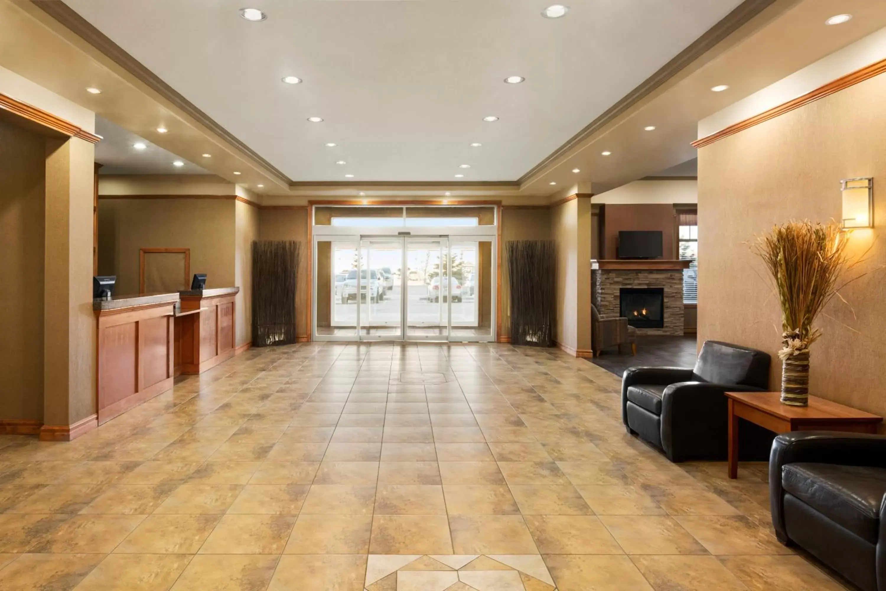 Lobby or reception, Lobby/Reception in Days Inn & Suites by Wyndham Edmonton Airport