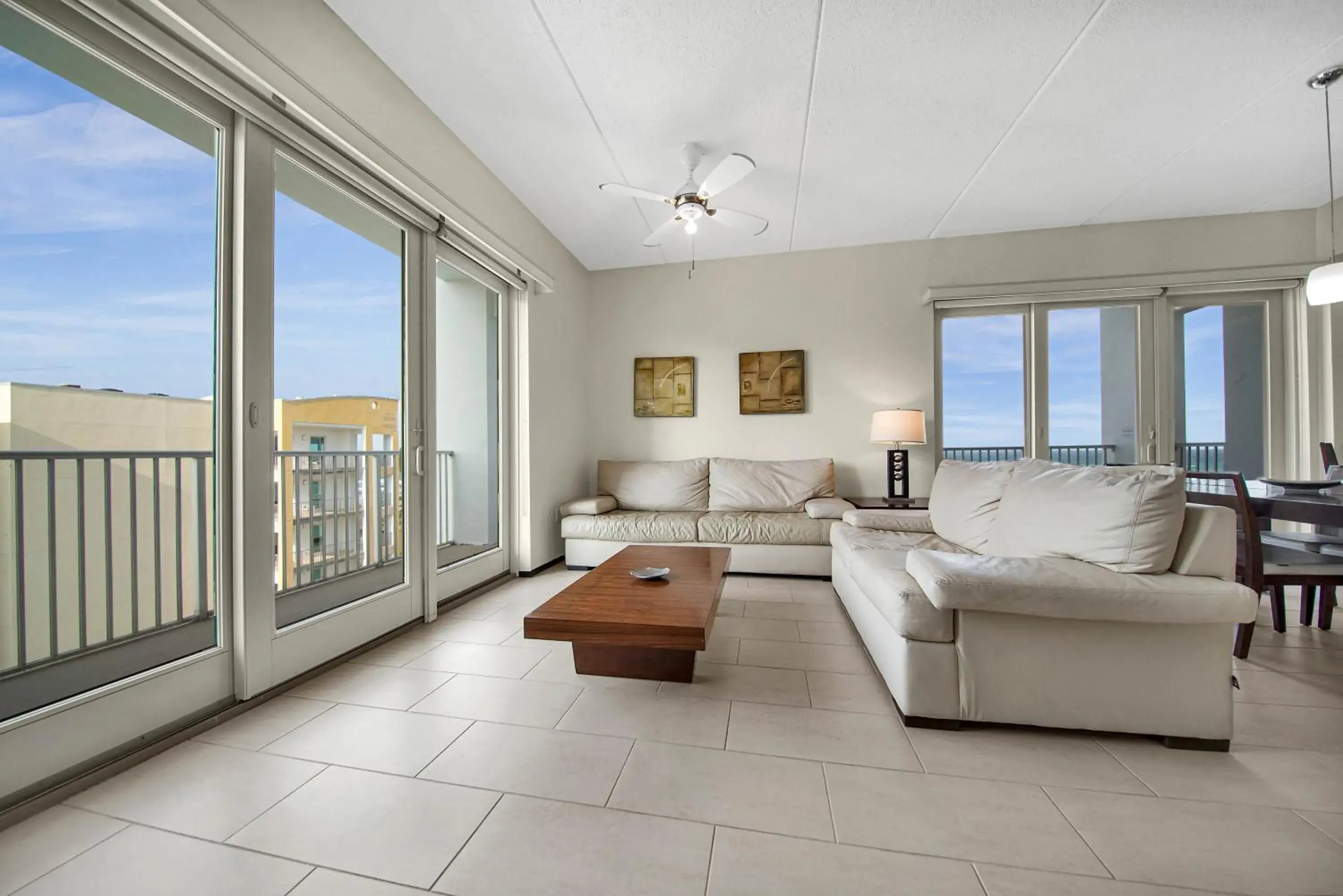 Balcony/Terrace in Peninsula Island Resort & Spa