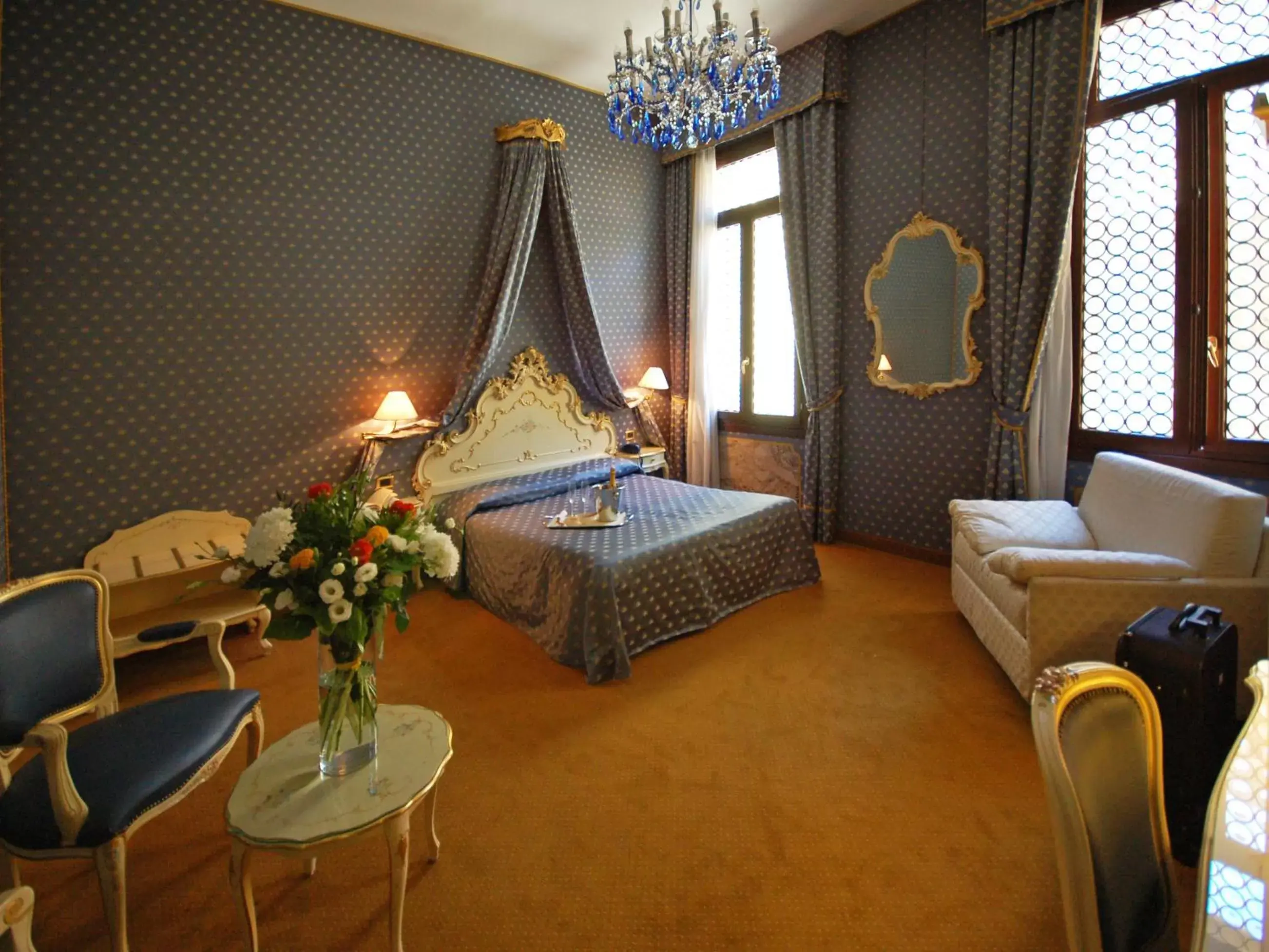 Bed in Hotel Torino