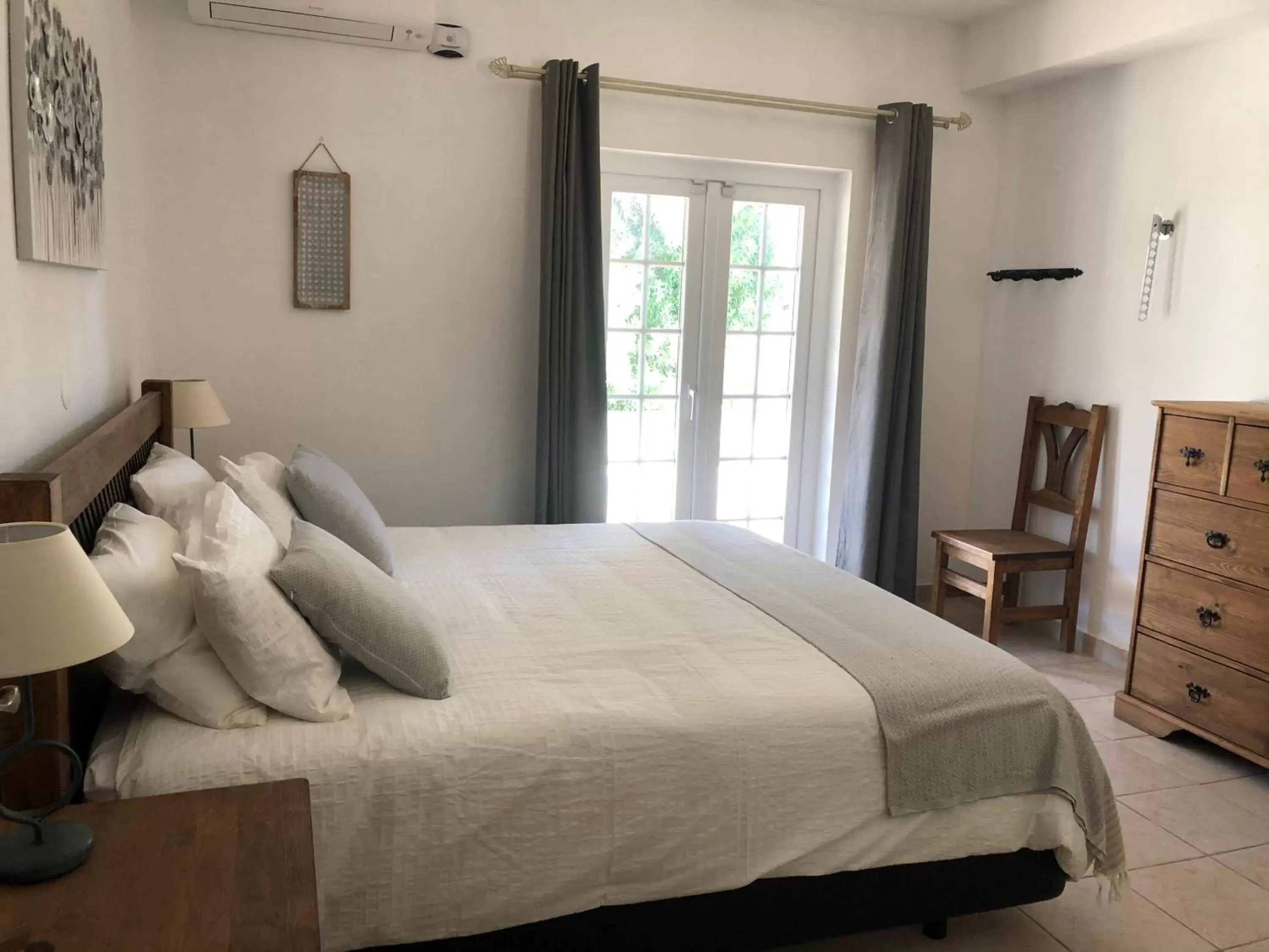 Double Room with Terrace in Casa Jardim Oasis Double Room with Terrace in Casa Jardim Oasis