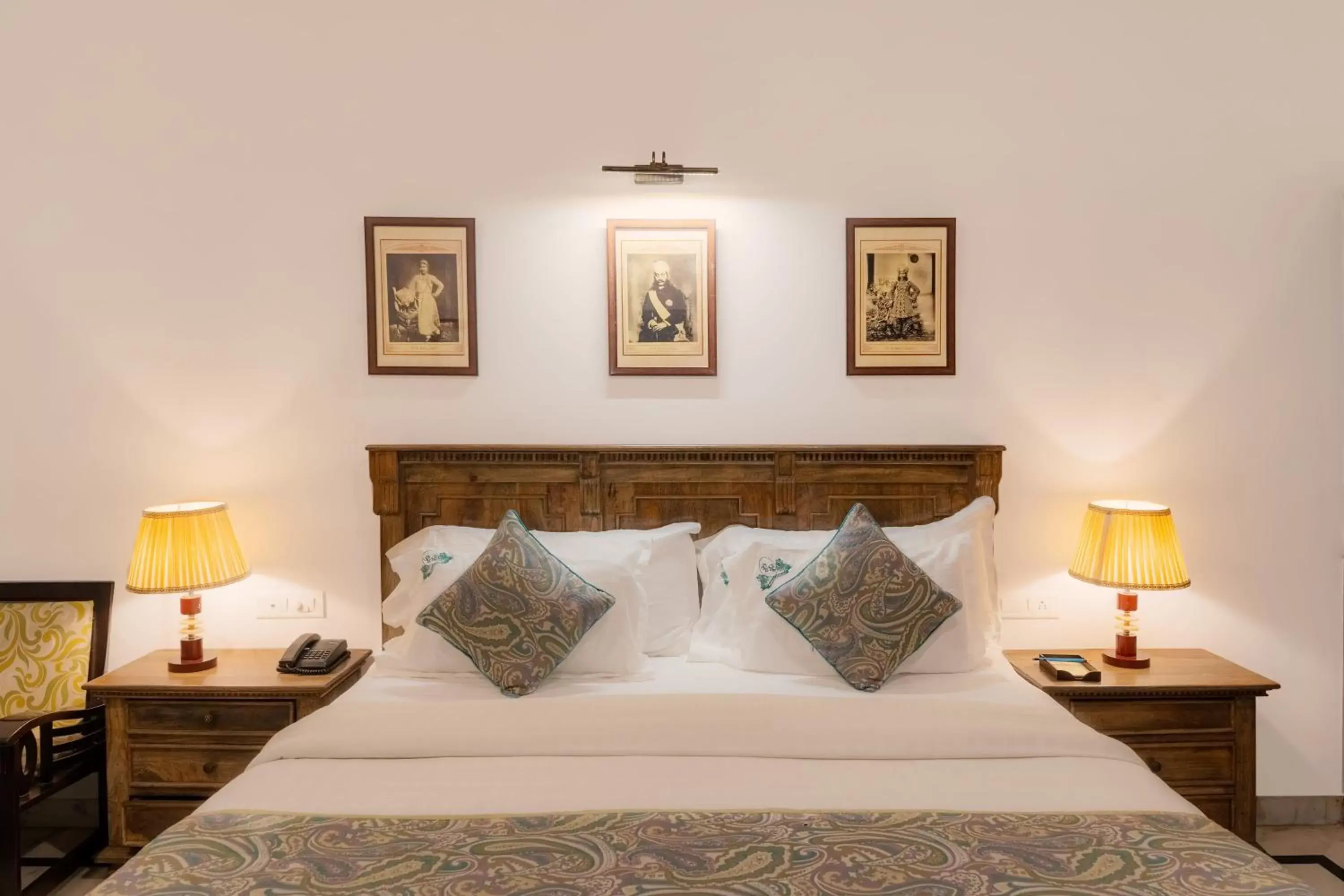 Bedroom, Bed in Panna Vilas - A Lake Facing Boutique Hotel