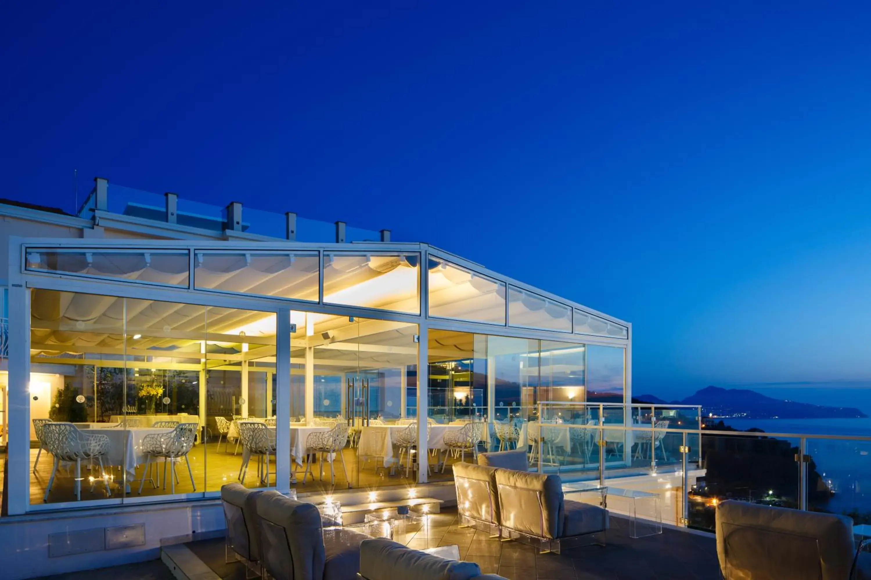 Restaurant/places to eat, Lounge/Bar in Villa Fiorella Art Hotel
