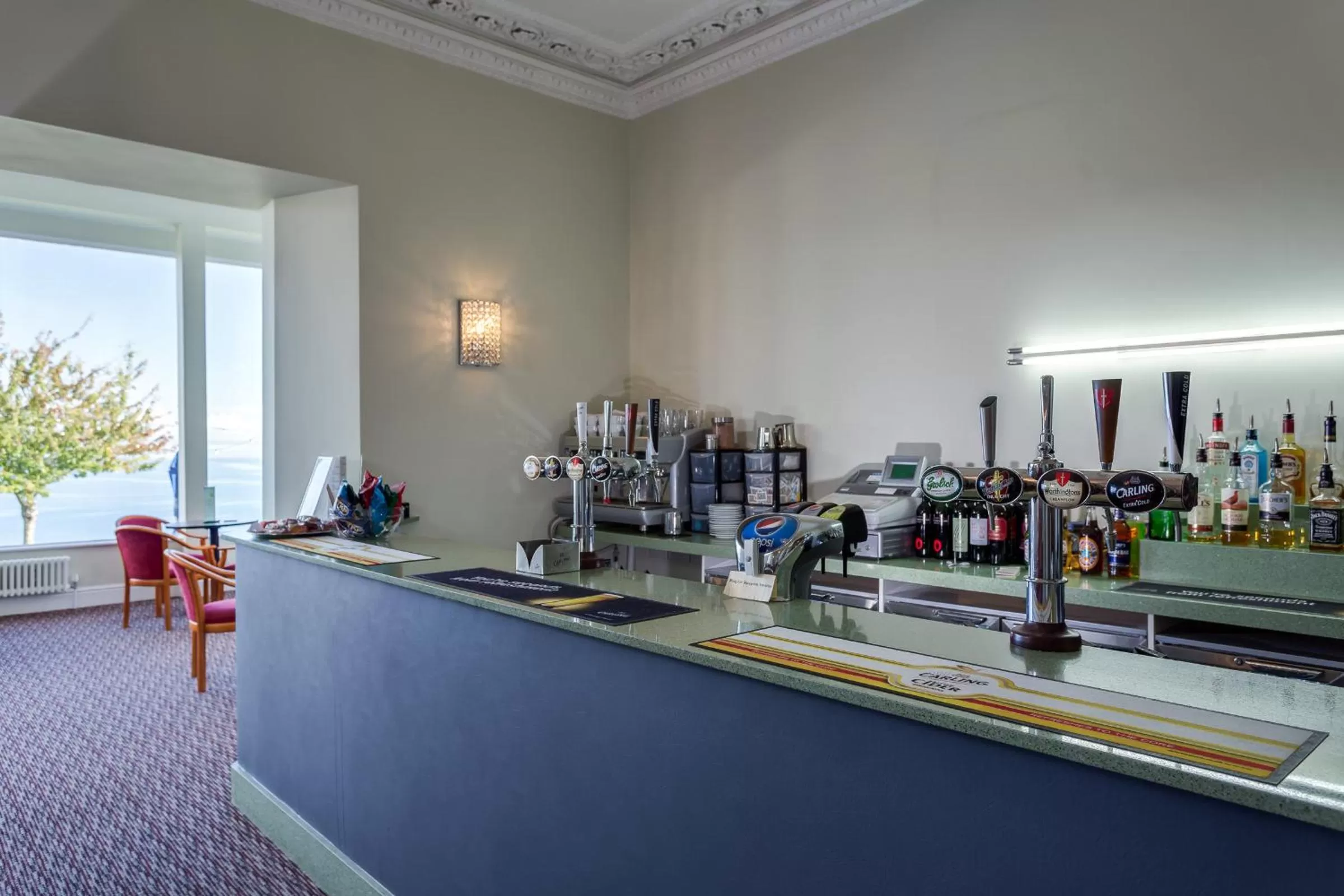 Alcoholic drinks, Food in The Babbacombe Hotel