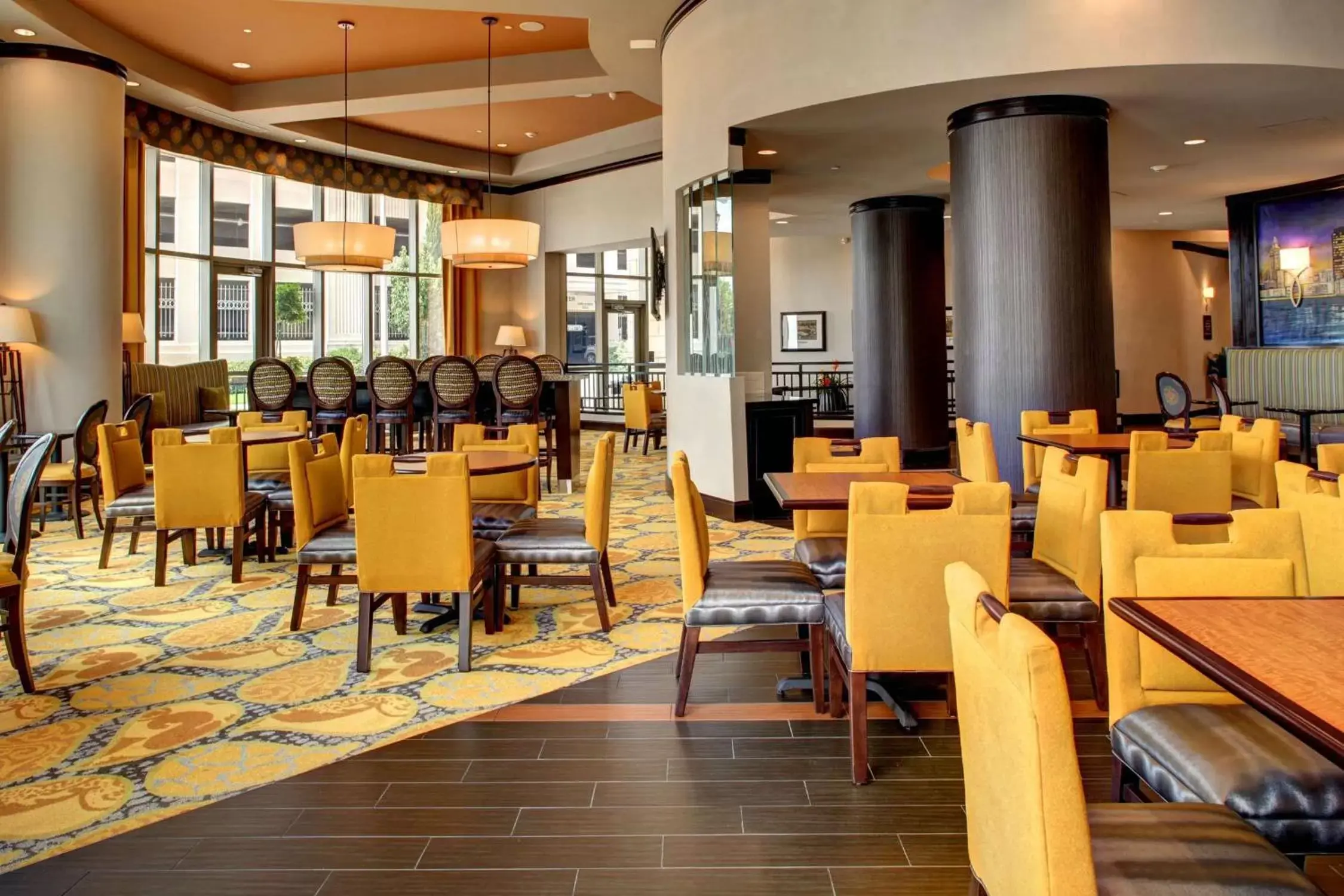 Dining area, Restaurant/Places to Eat in Hampton Inn & Suites Baton Rouge Downtown