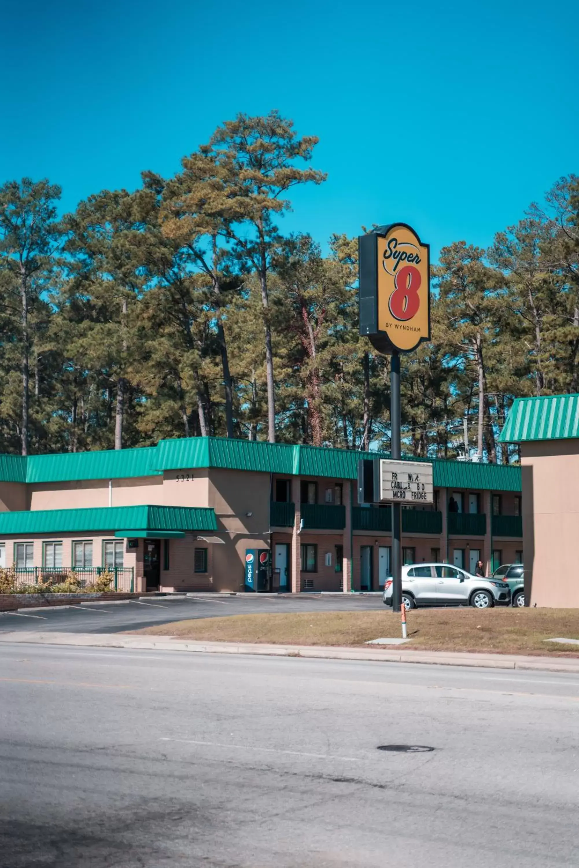 Property Building in Super 8 by Wyndham Columbia/Ft. Jackson SC