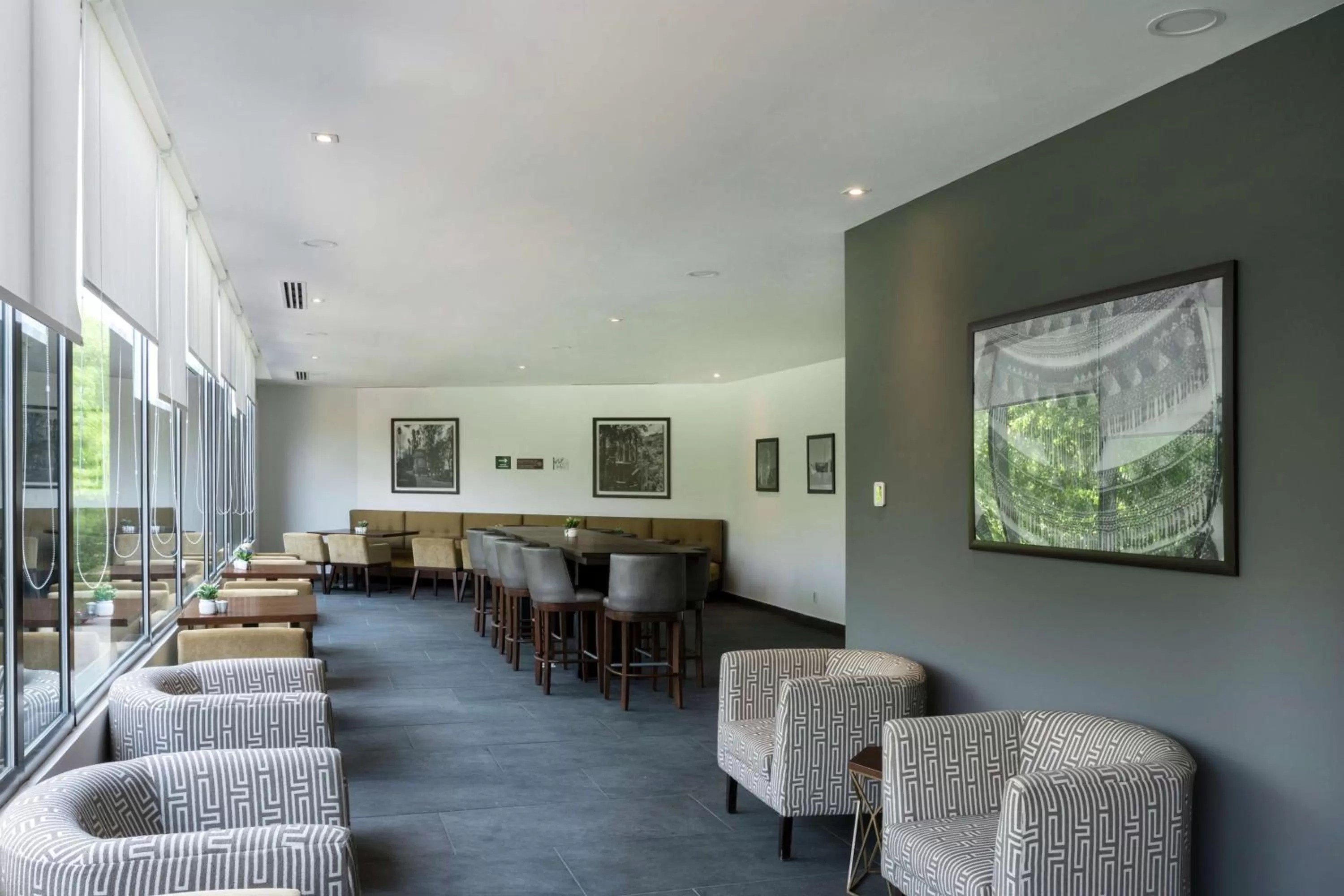 Restaurant/places to eat in Hampton Inn By Hilton San Luis Potosi