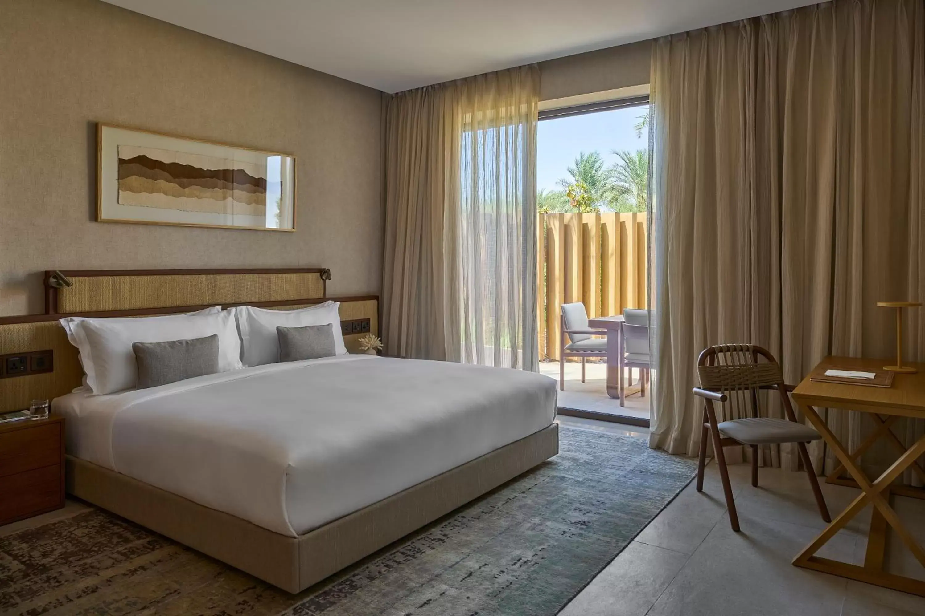 Bedroom, Bed in ERTH Abu Dhabi Hotel Bedroom, Bed in ERTH Abu Dhabi Hotel