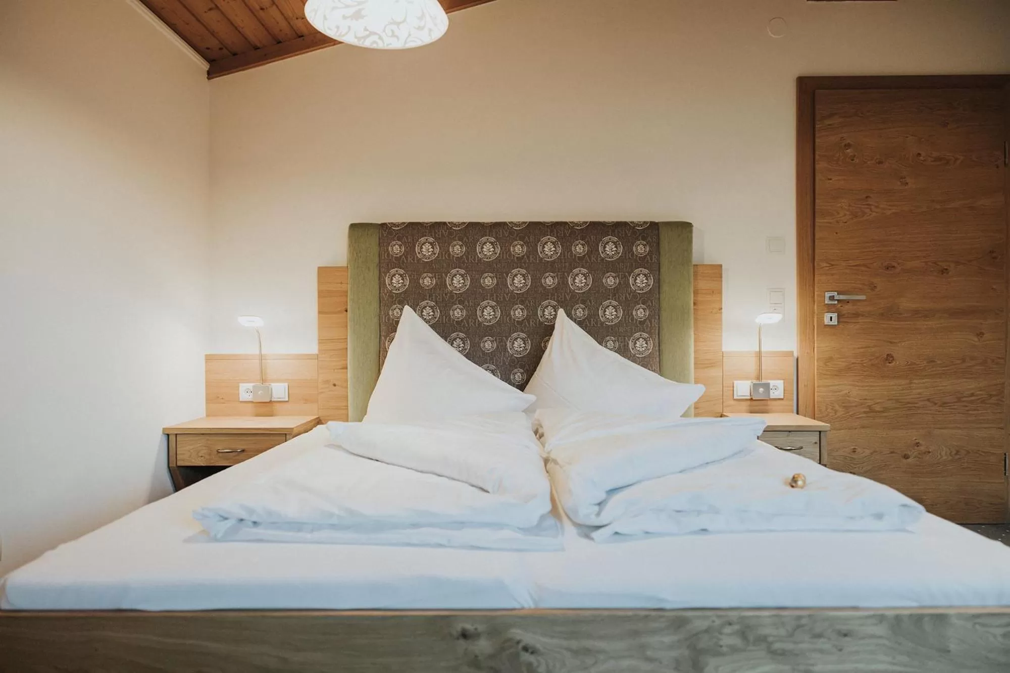 Bed in Hotel Silberfux