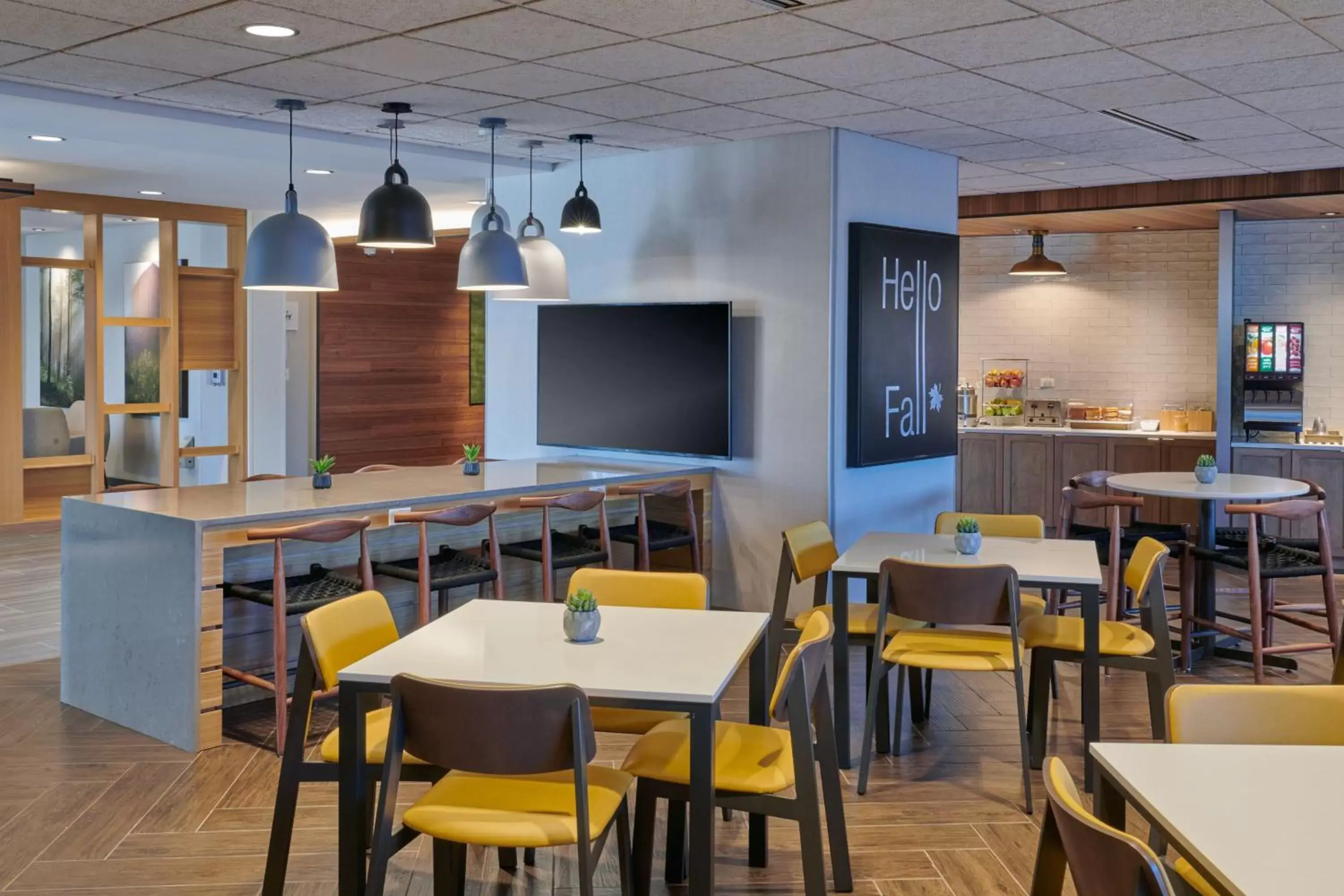 Breakfast, Restaurant/Places to Eat in Fairfield Inn & Suites by Marriott Chicago O'Hare