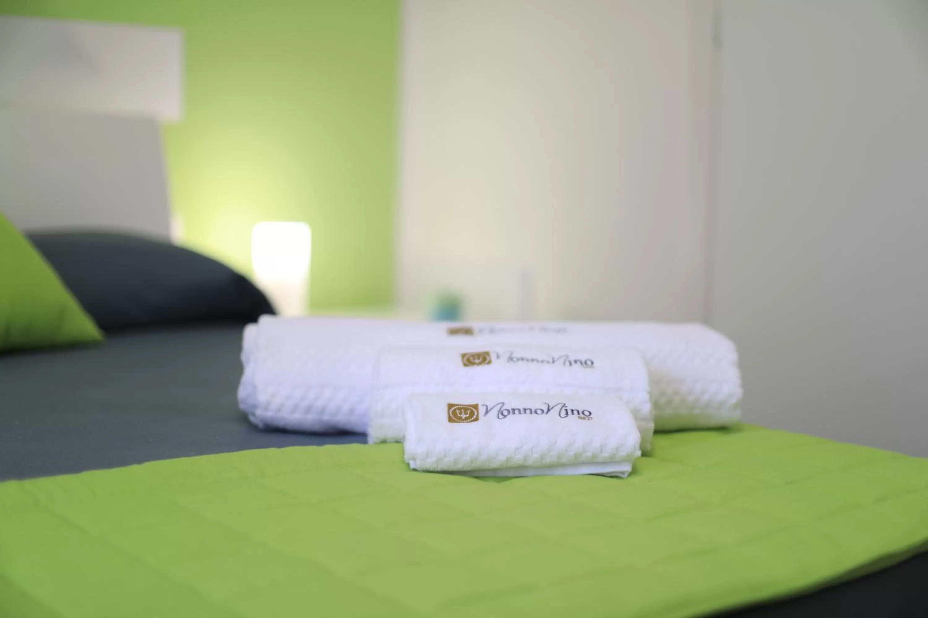 Bed in Bed Nonnonino