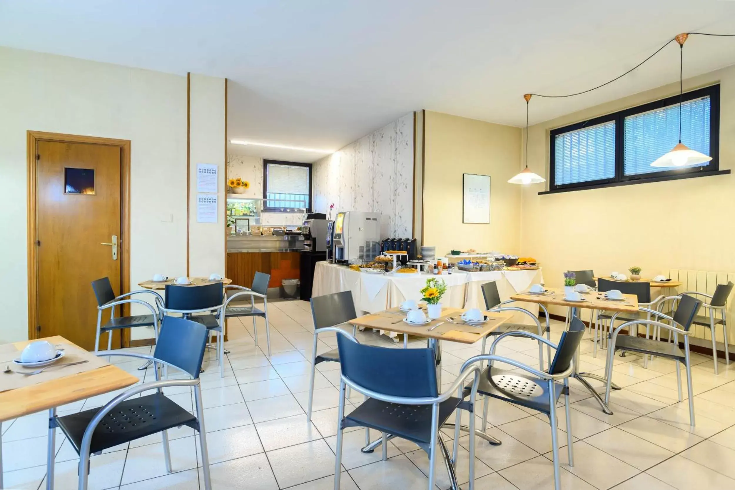 Restaurant/Places to Eat in Hotel Anna Siena Nord