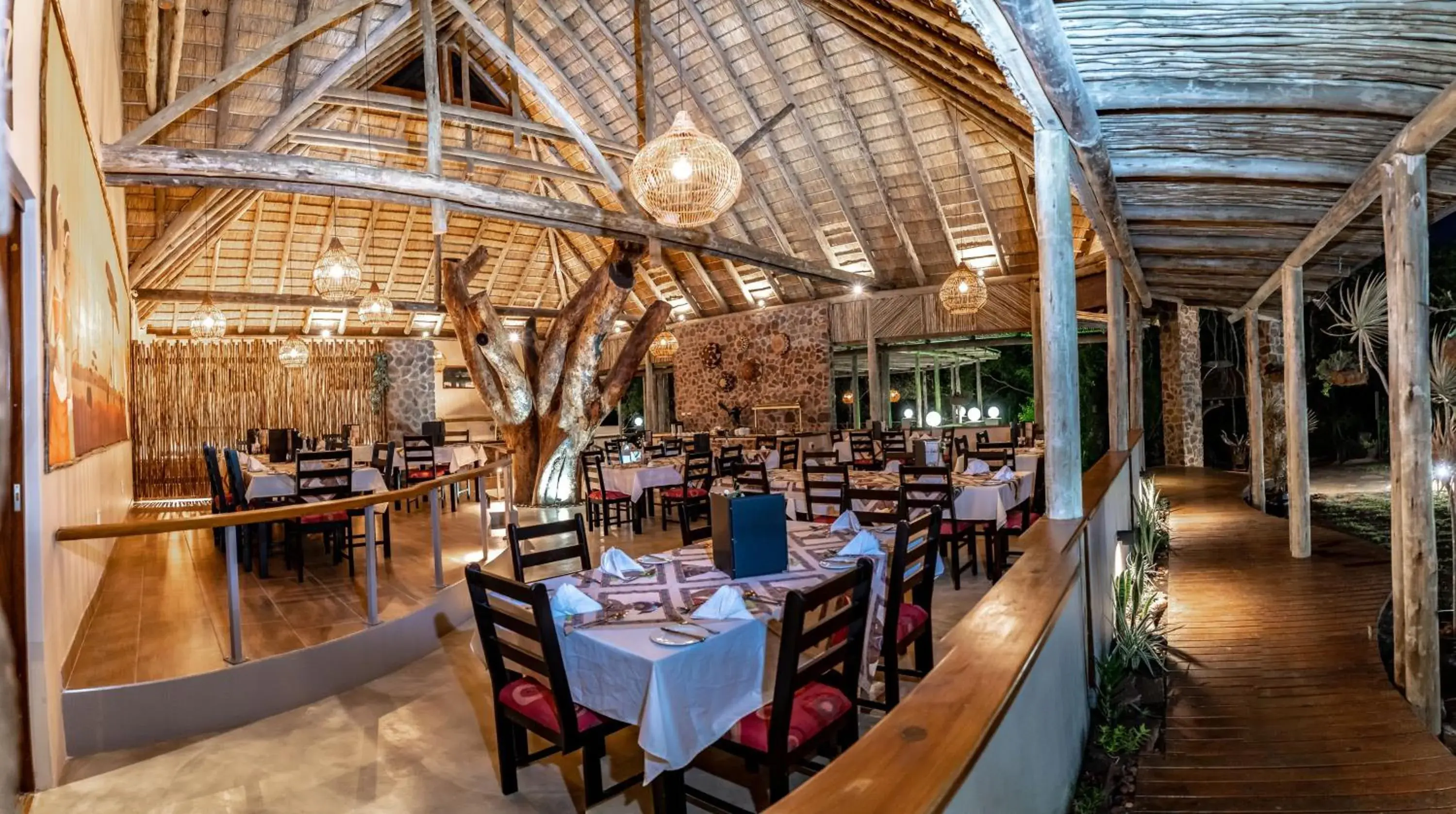 Restaurant/places to eat in Gooderson DumaZulu Lodge Restaurant/places to eat in Gooderson DumaZulu Lodge