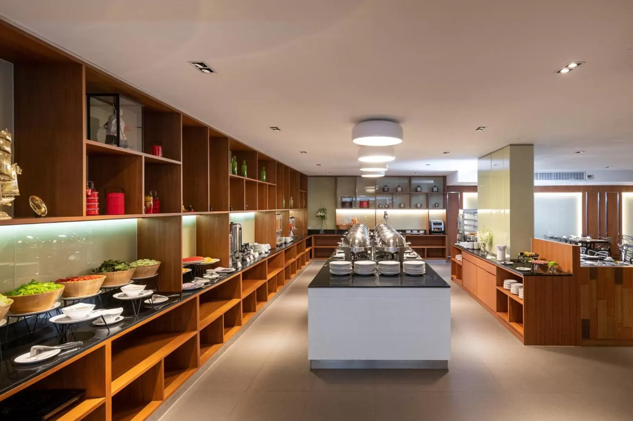 Restaurant/places to eat in S Ratchada Leisure Hotel - SHA PLUS Restaurant/places to eat in S Ratchada Leisure Hotel - SHA PLUS