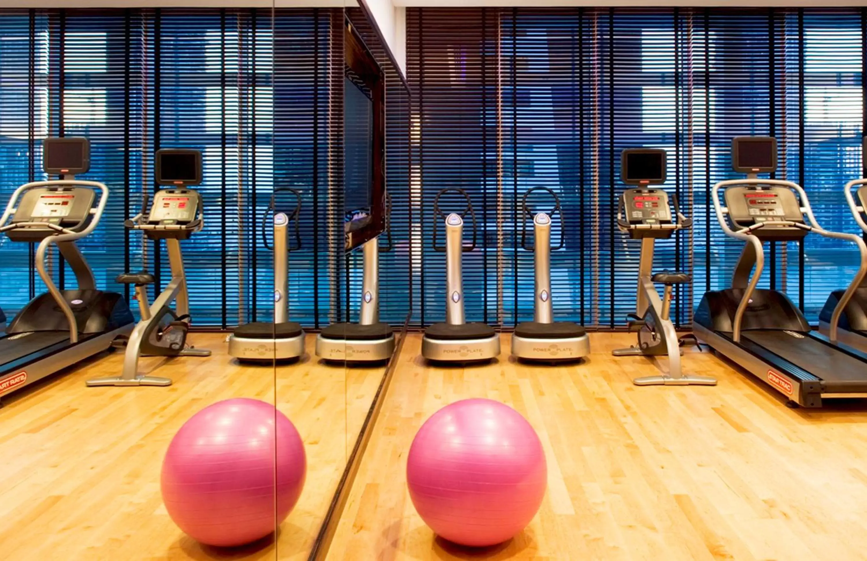 Fitness centre/facilities, Fitness Center/Facilities in voco - Bonnington Dubai, an IHG Hotel