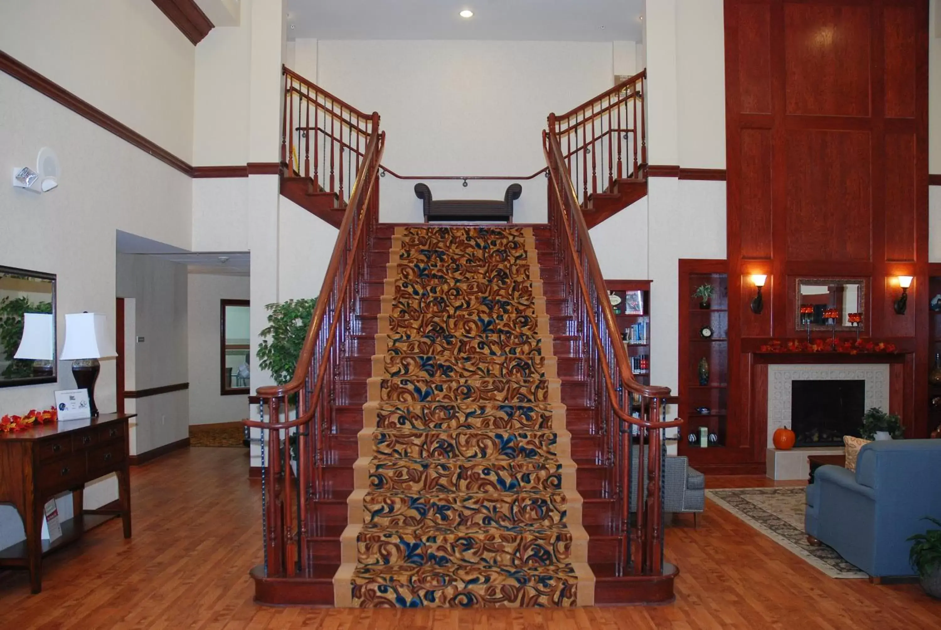 Lobby or reception in Country Inn & Suites by Radisson, Lexington Park (Patuxent River Naval Air Station), MD