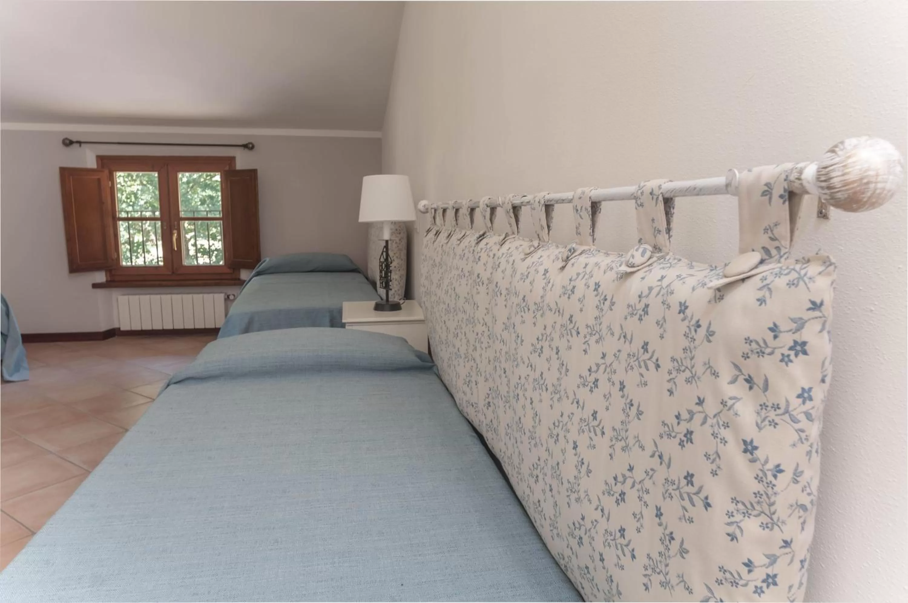 Bedroom, Bed in CASALE LA FATA -tipico toscano immerso nelle colline tra Lucca e Versilia, 6 appartamenti indipendenti