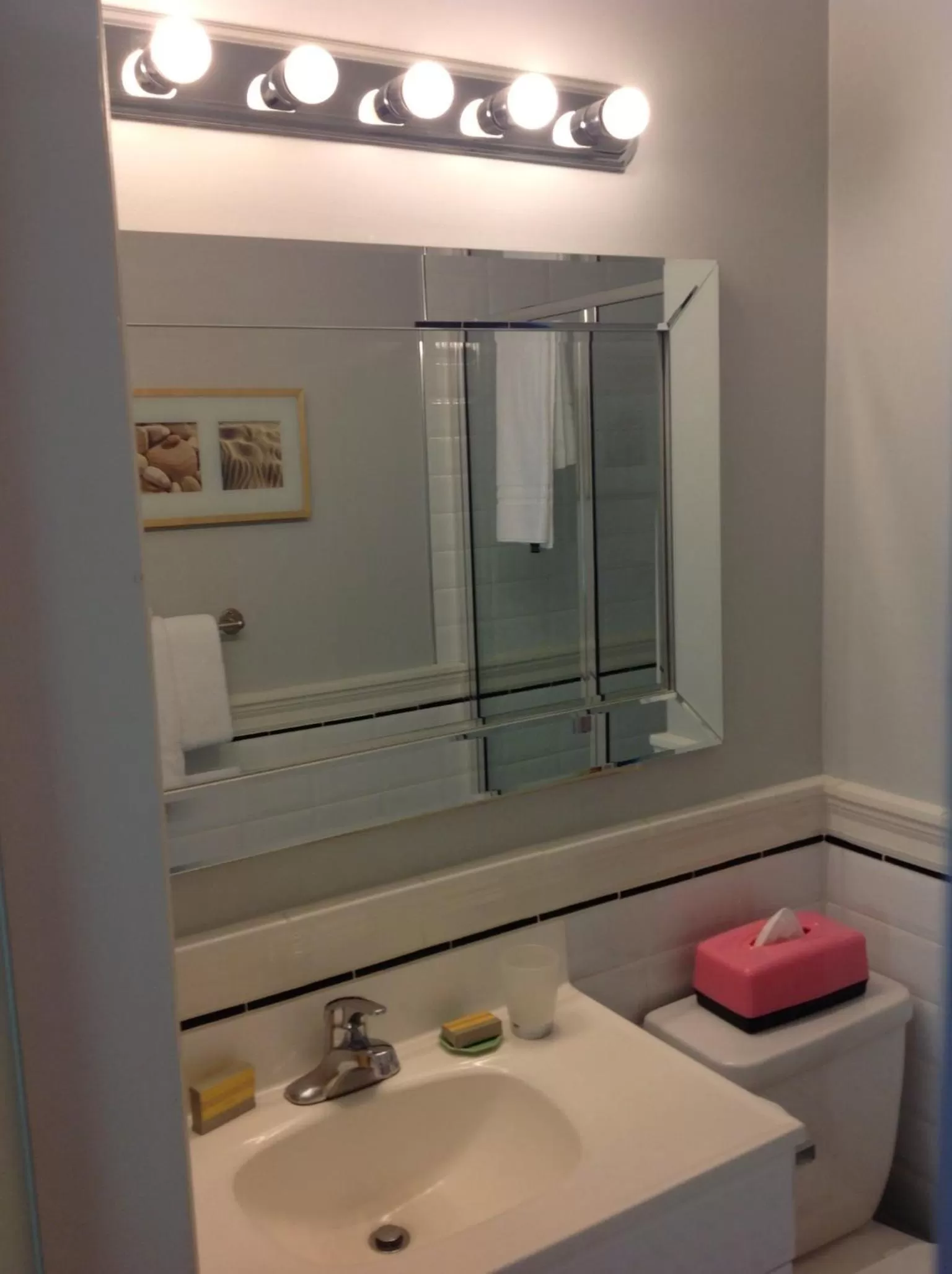 Bathroom in Barclay House Bed and Breakfast