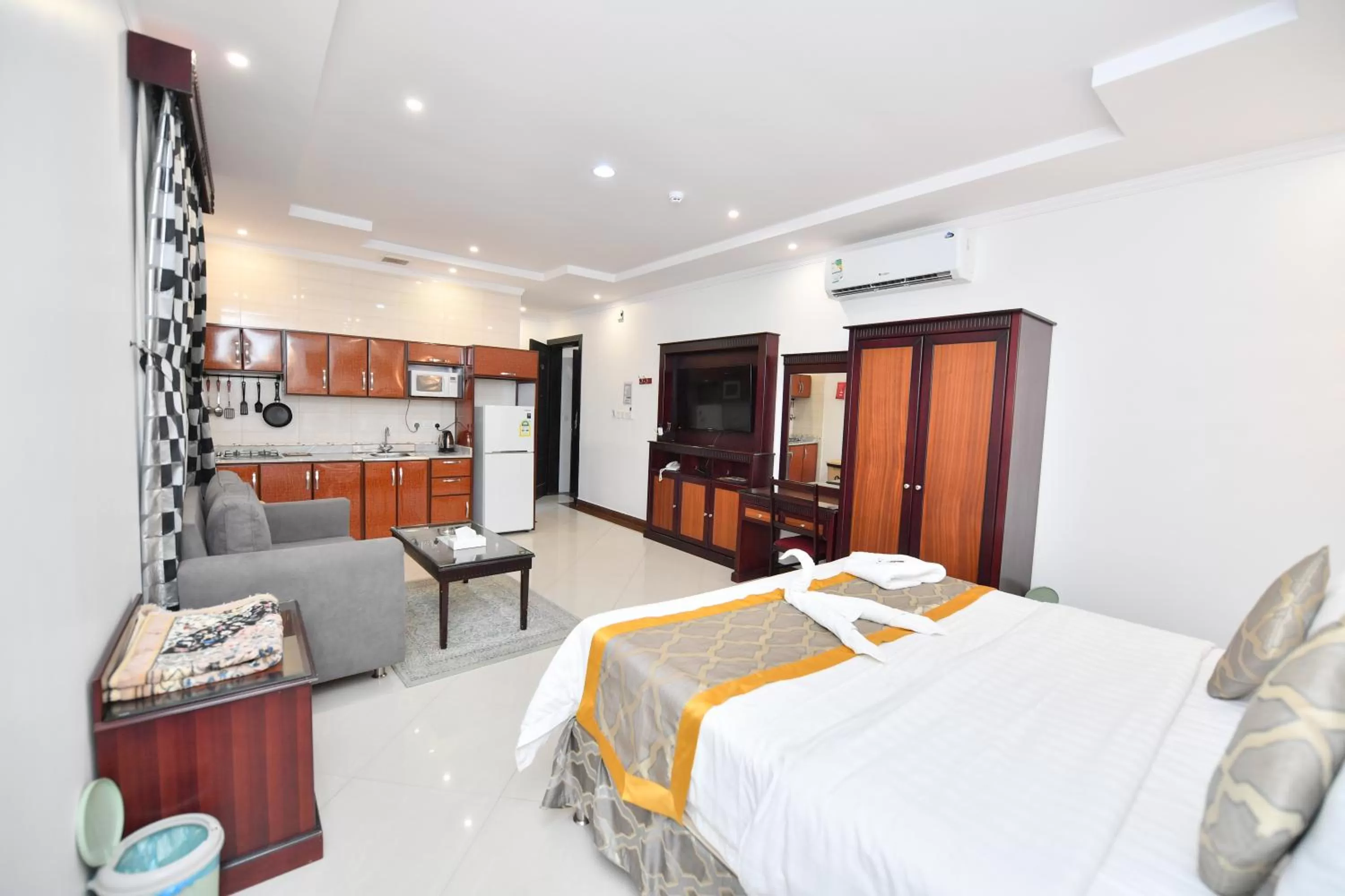 Bed in Aseel Alsharq Serviced Apartments - اقتصادي