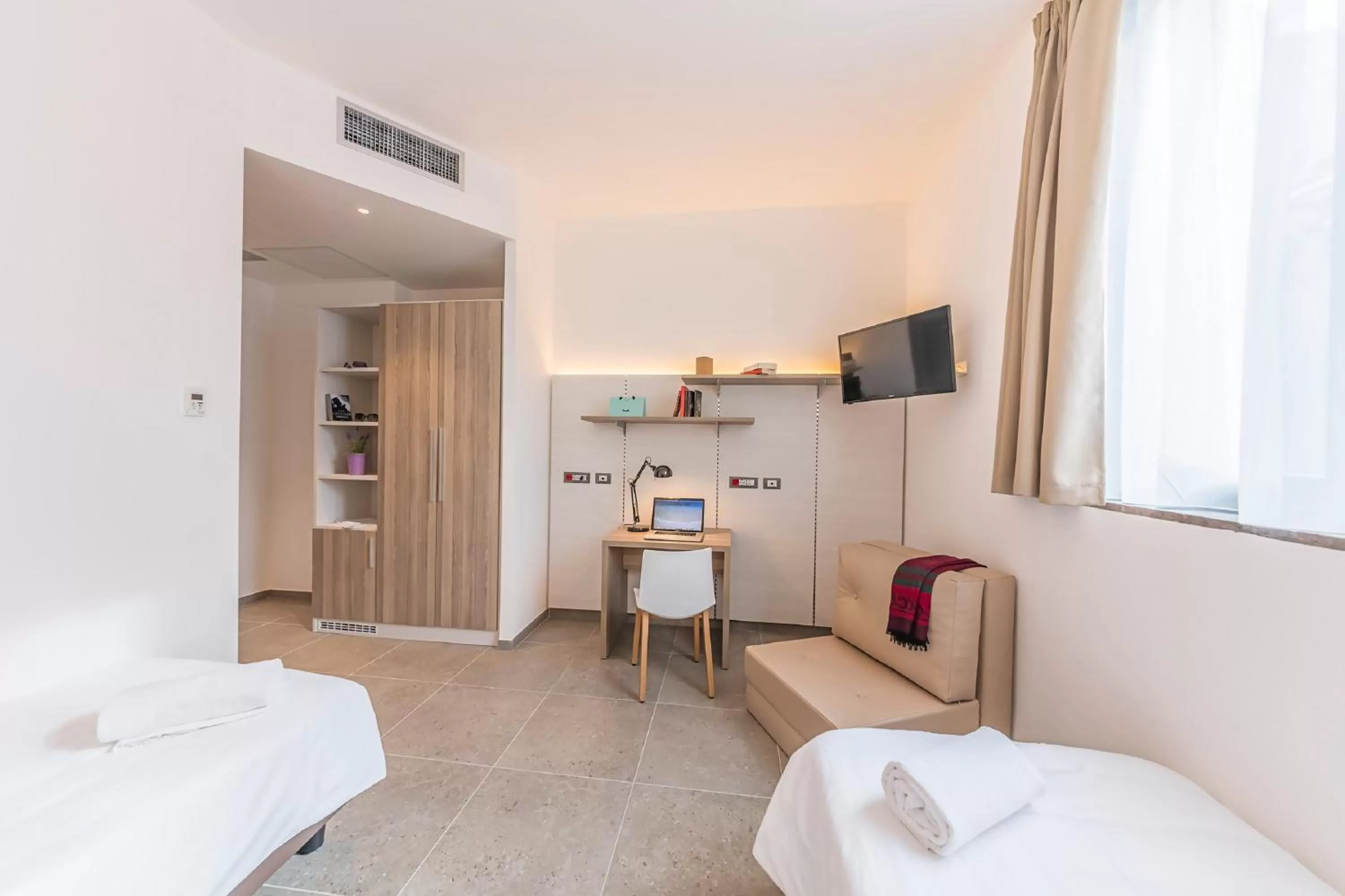 Double or Twin Room in Camplus Guest Palermo