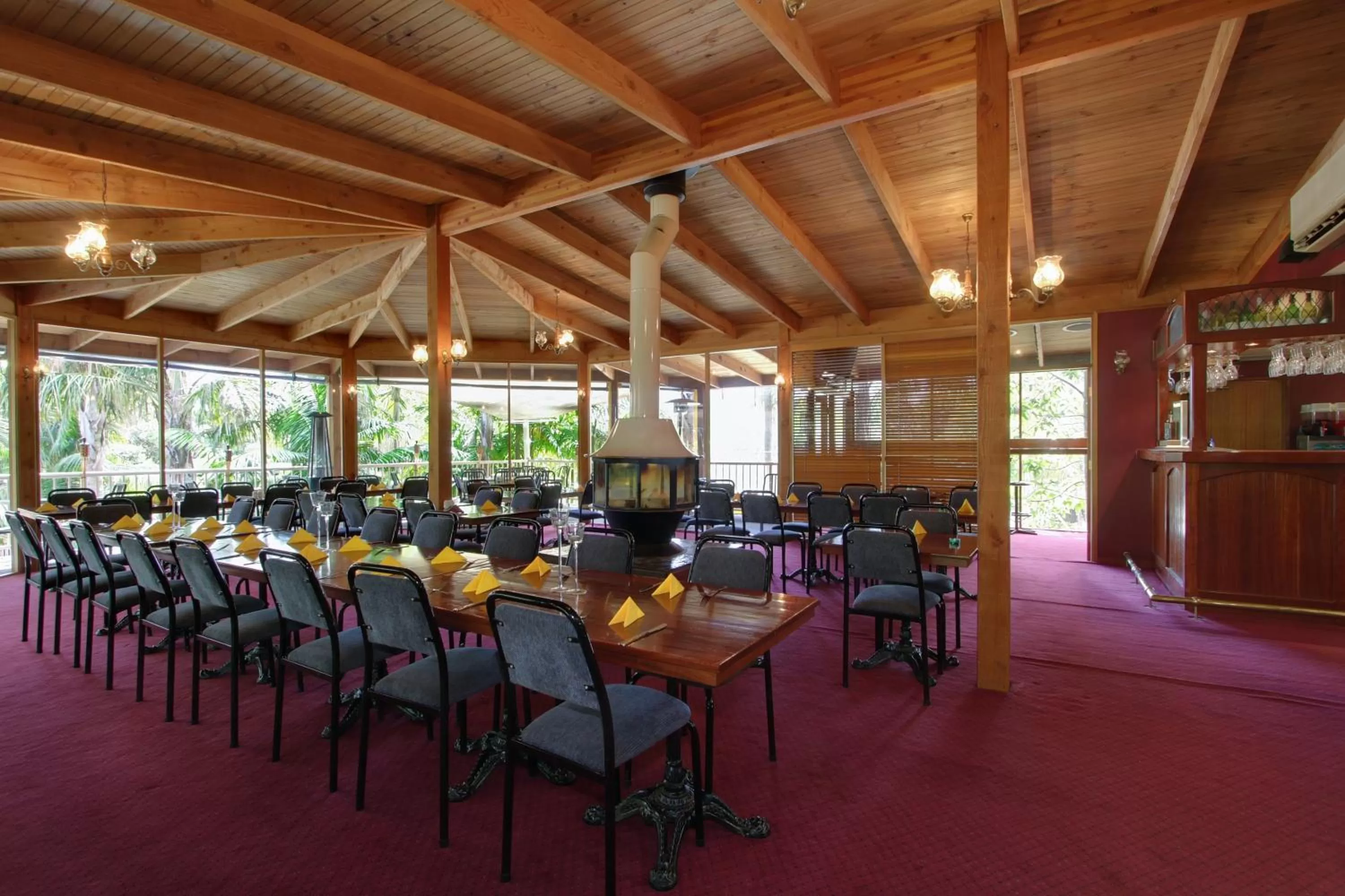 Restaurant/places to eat in Kaloha Holiday Resort Phillip Island