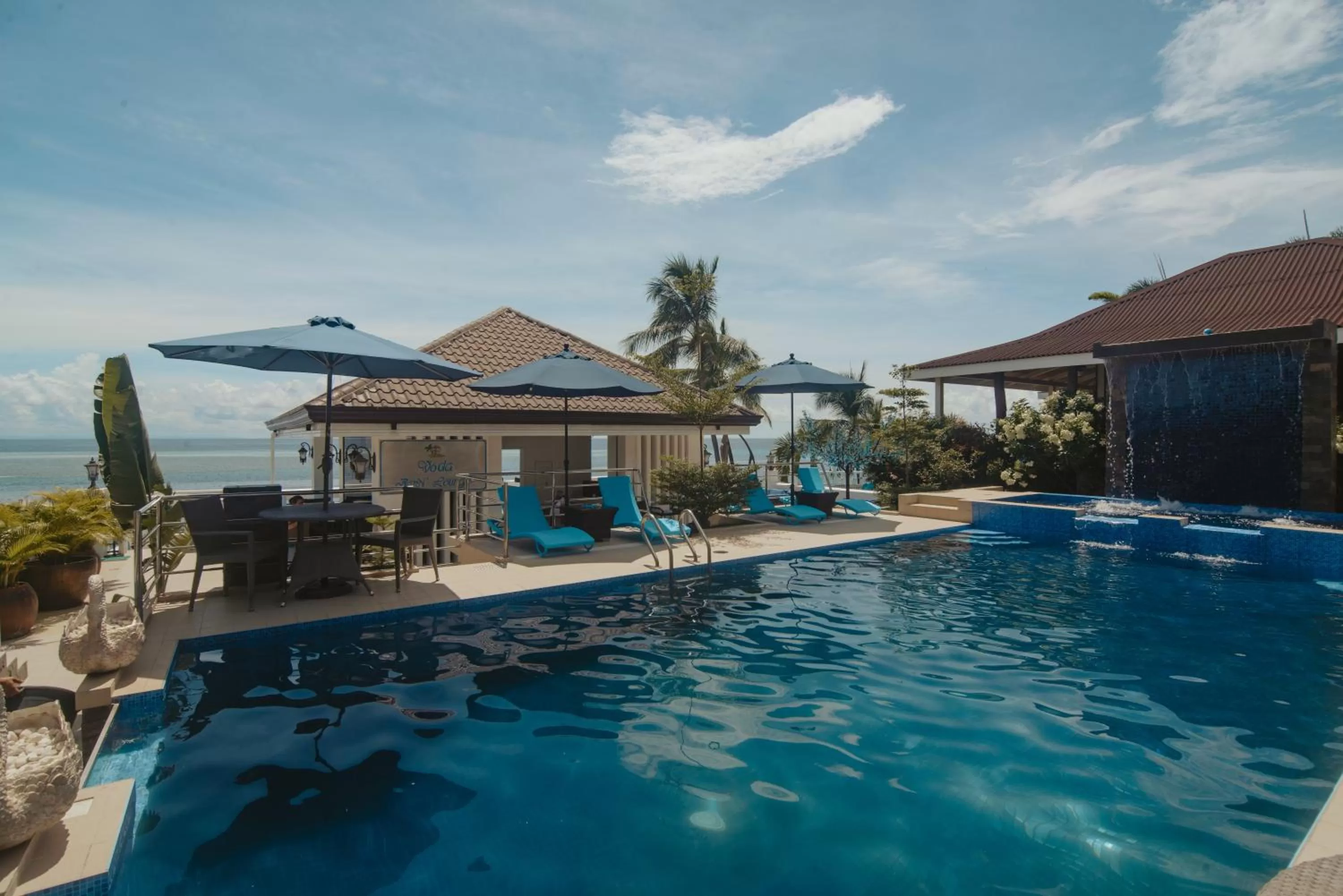 Swimming pool in Voda Krasna Resort & Restaurant