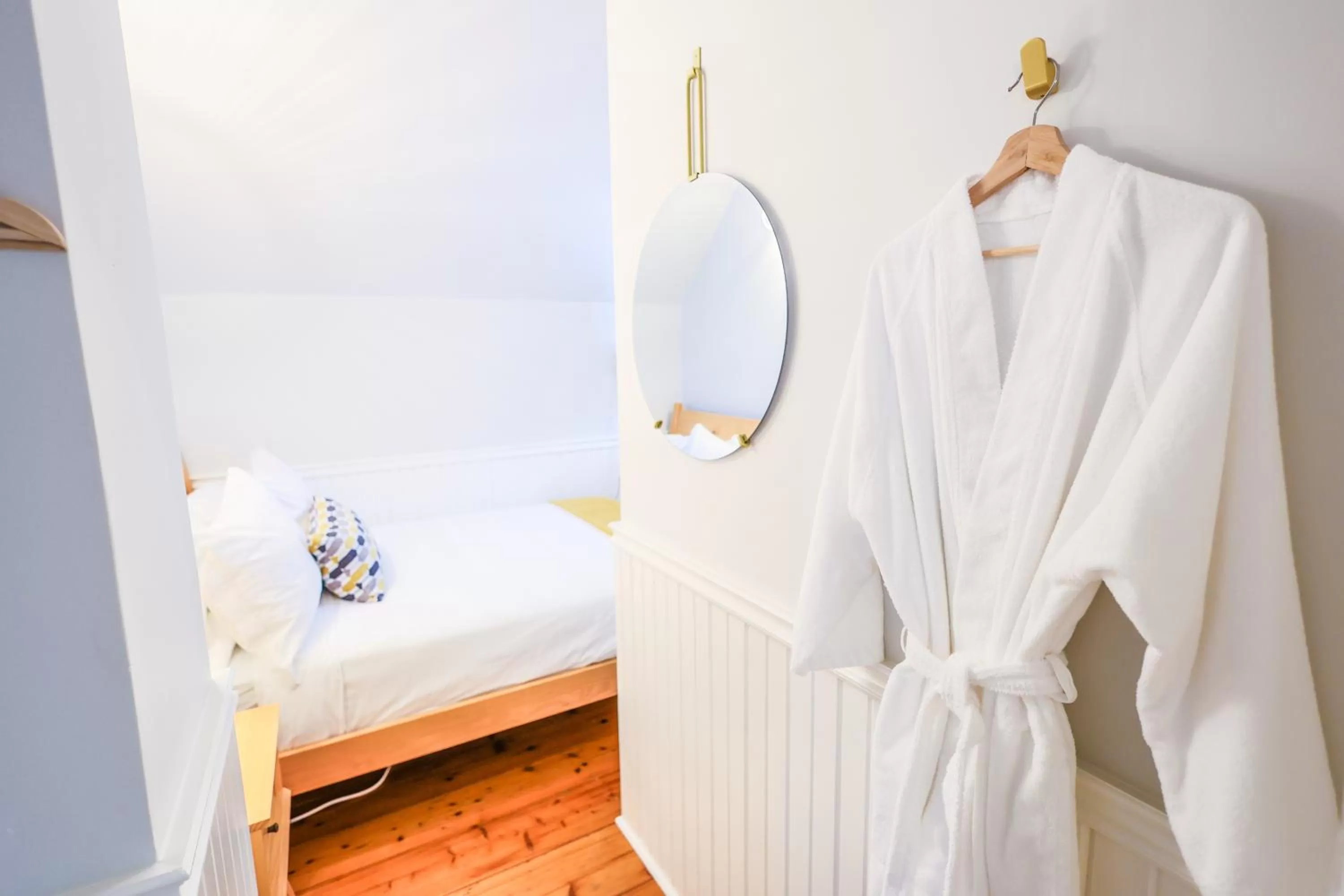 Bedroom, Bed in Mahone Bay Bed and Breakfast