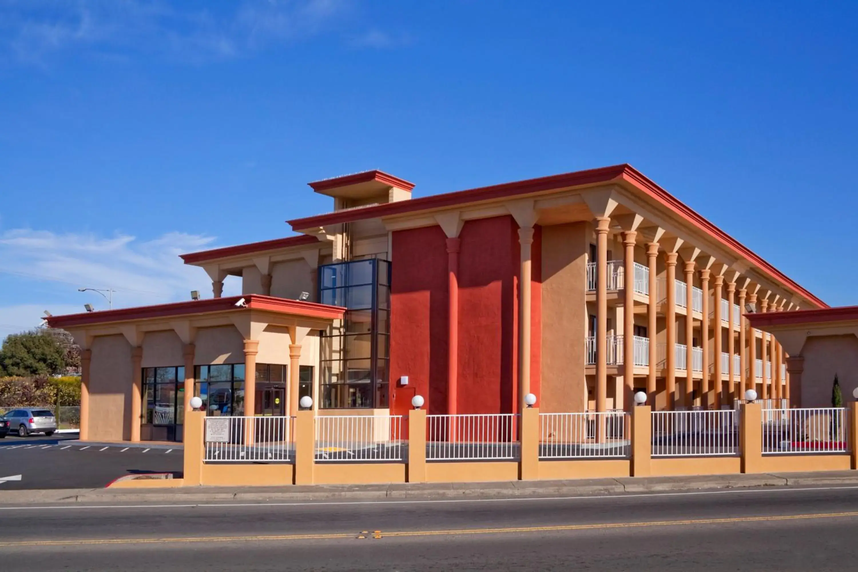 Facade/entrance in Super 8 by Wyndham Vallejo/Napa Valley Facade/entrance in Super 8 by Wyndham Vallejo/Napa Valley