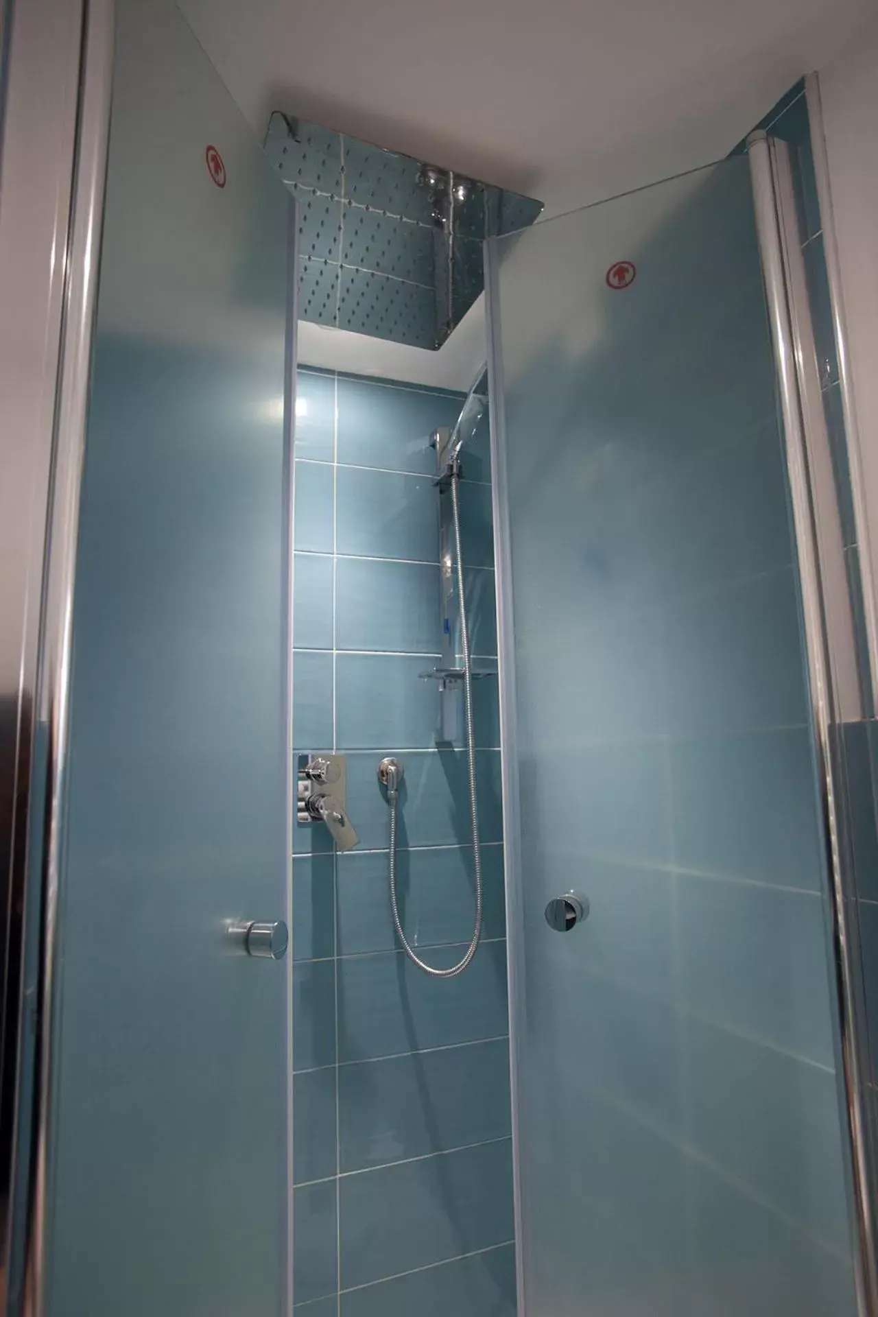 Shower, Bathroom in Le Tolde del Corallone
