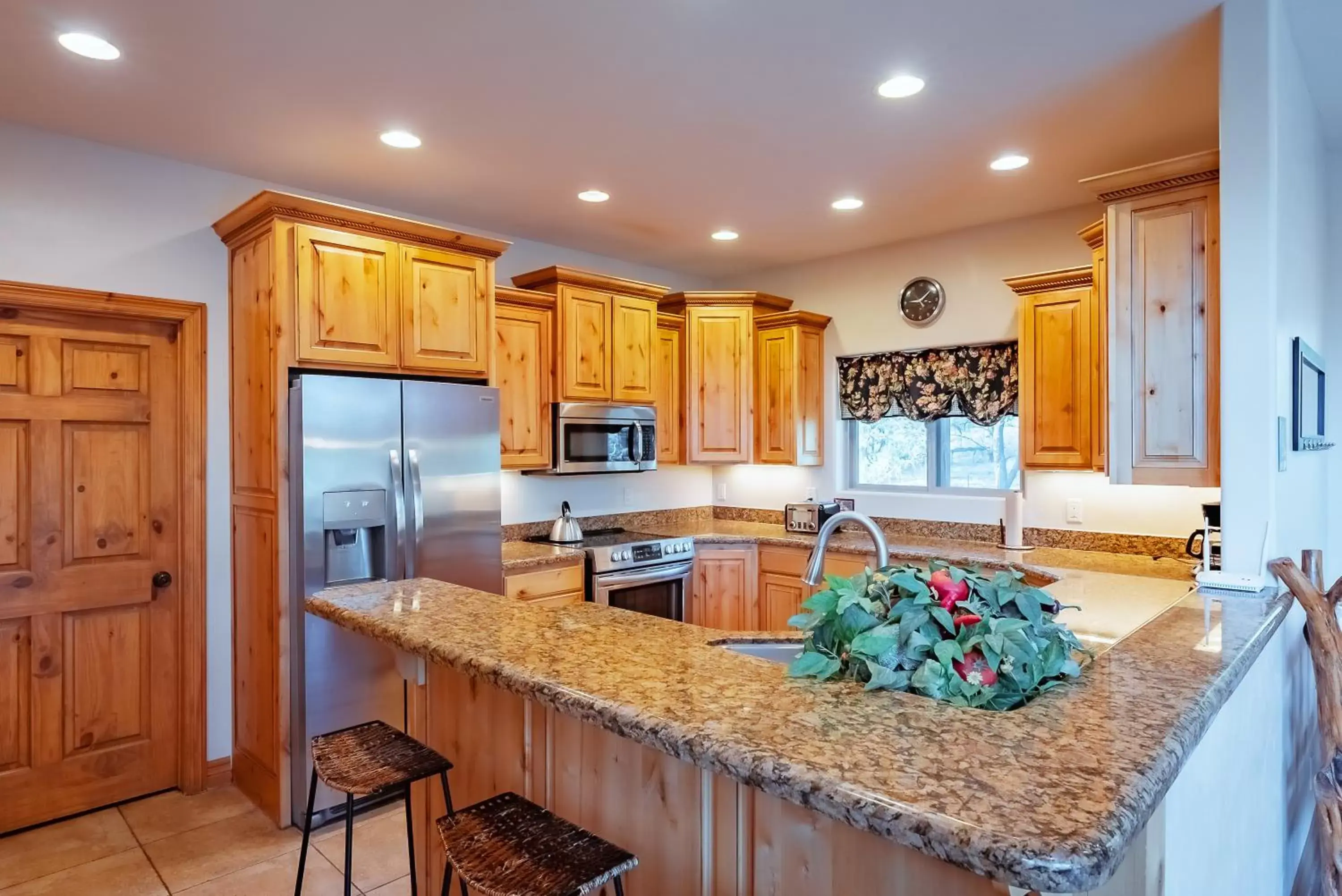 Kitchen/Kitchenette in Zion Ponderosa Ranch Resort