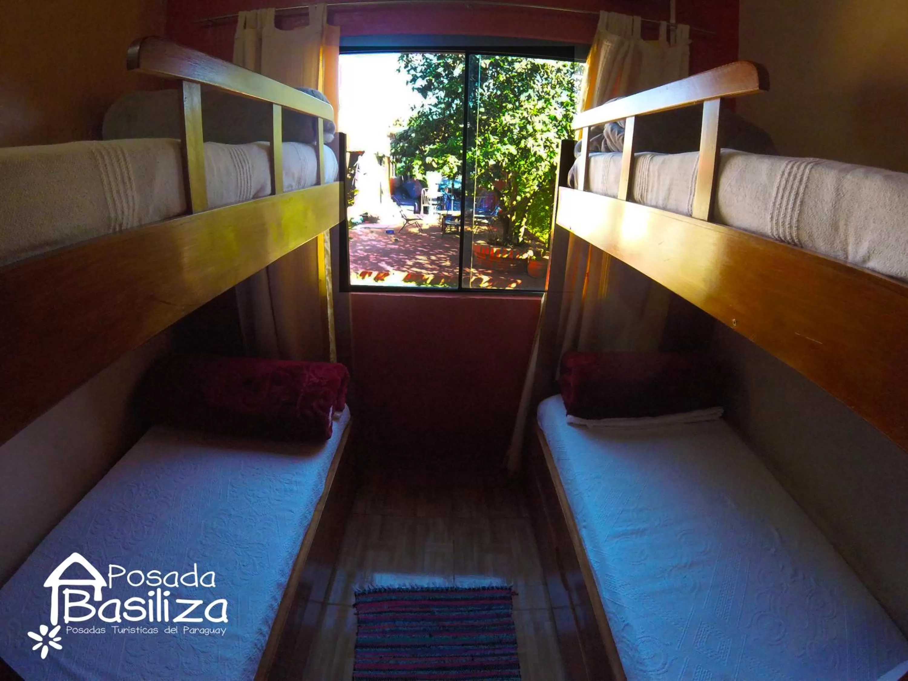 bunk bed, Bed in Posada Basiliza, Encarnación PY