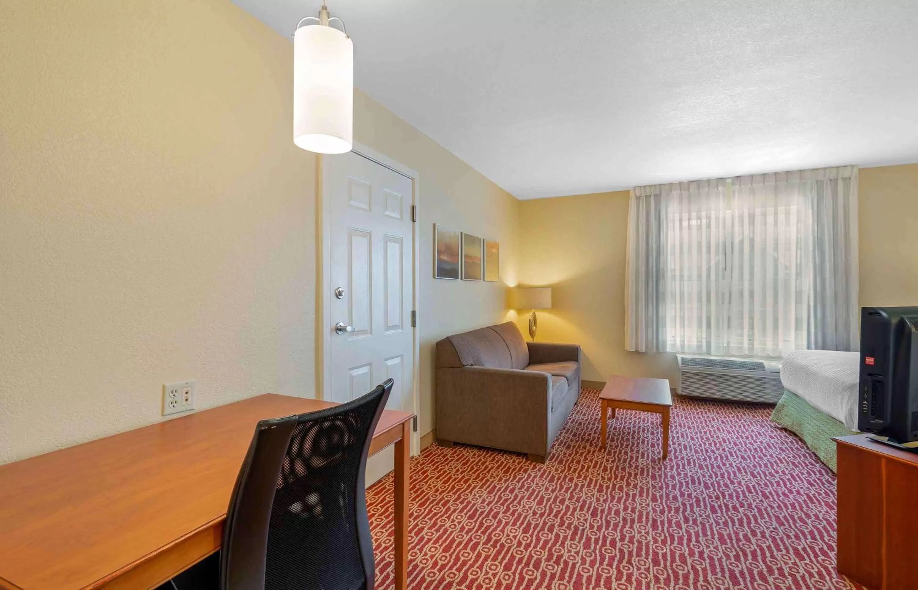 Bedroom in Extended Stay America Suites - Newport News - Yorktown